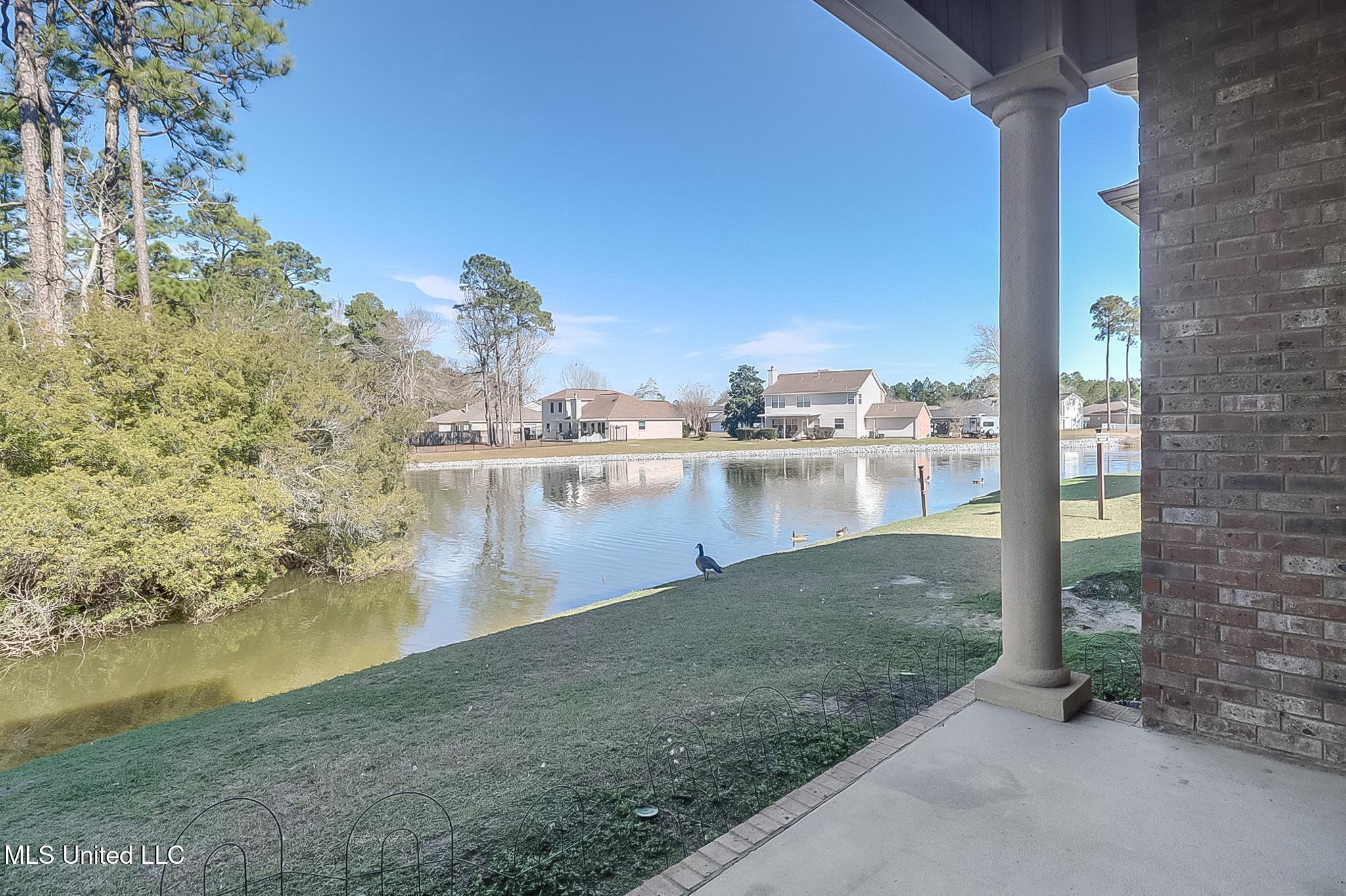 211 Capri Place Property Photo 24
