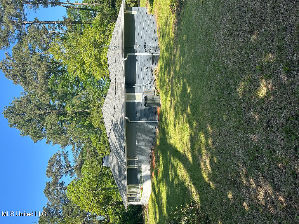 2034 39th Street Property Photo