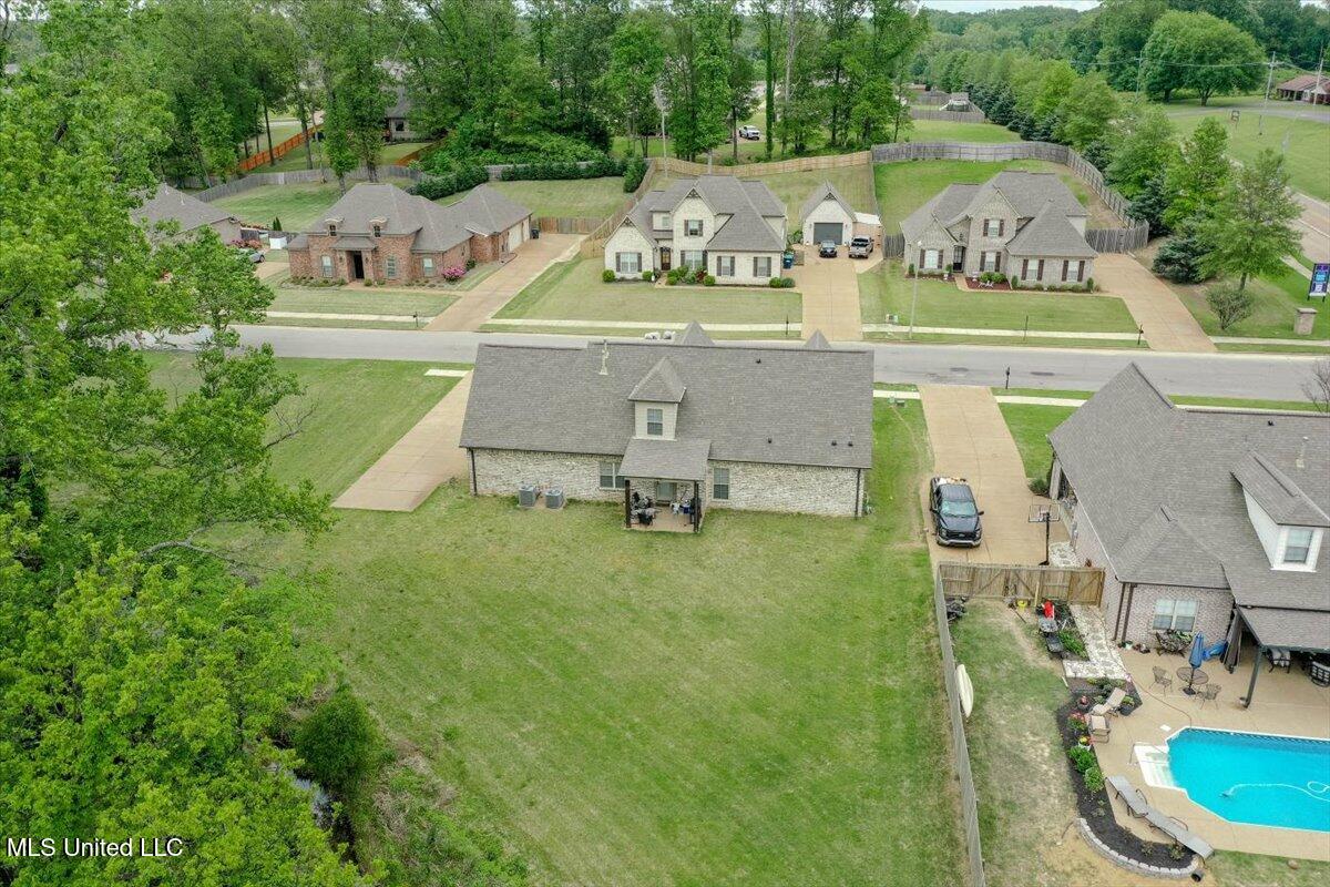1537 Winningham Drive Property Photo 6