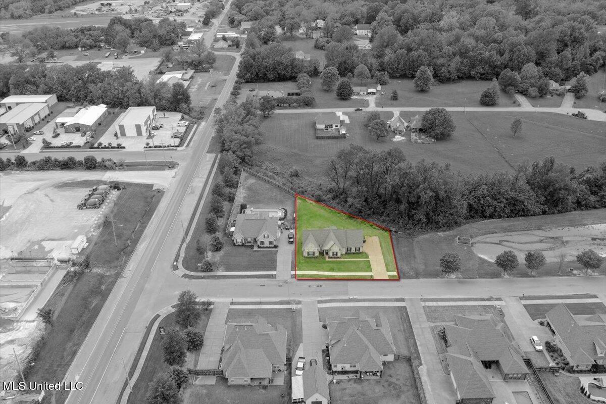 1537 Winningham Drive Property Photo 9