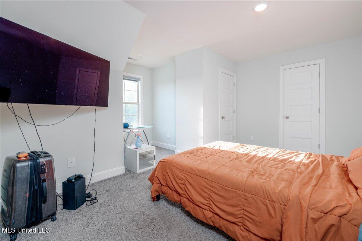 1537 Winningham Drive Property Photo 27