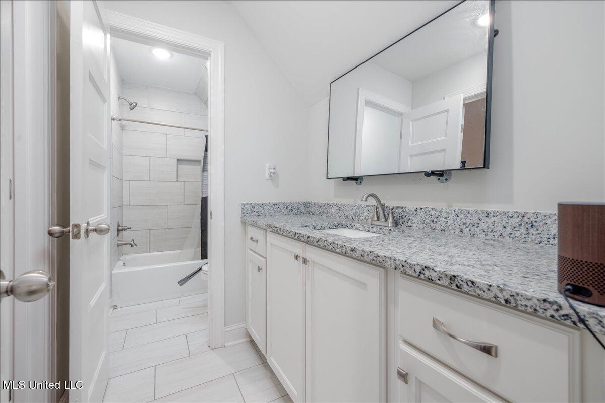 1537 Winningham Drive Property Photo 31