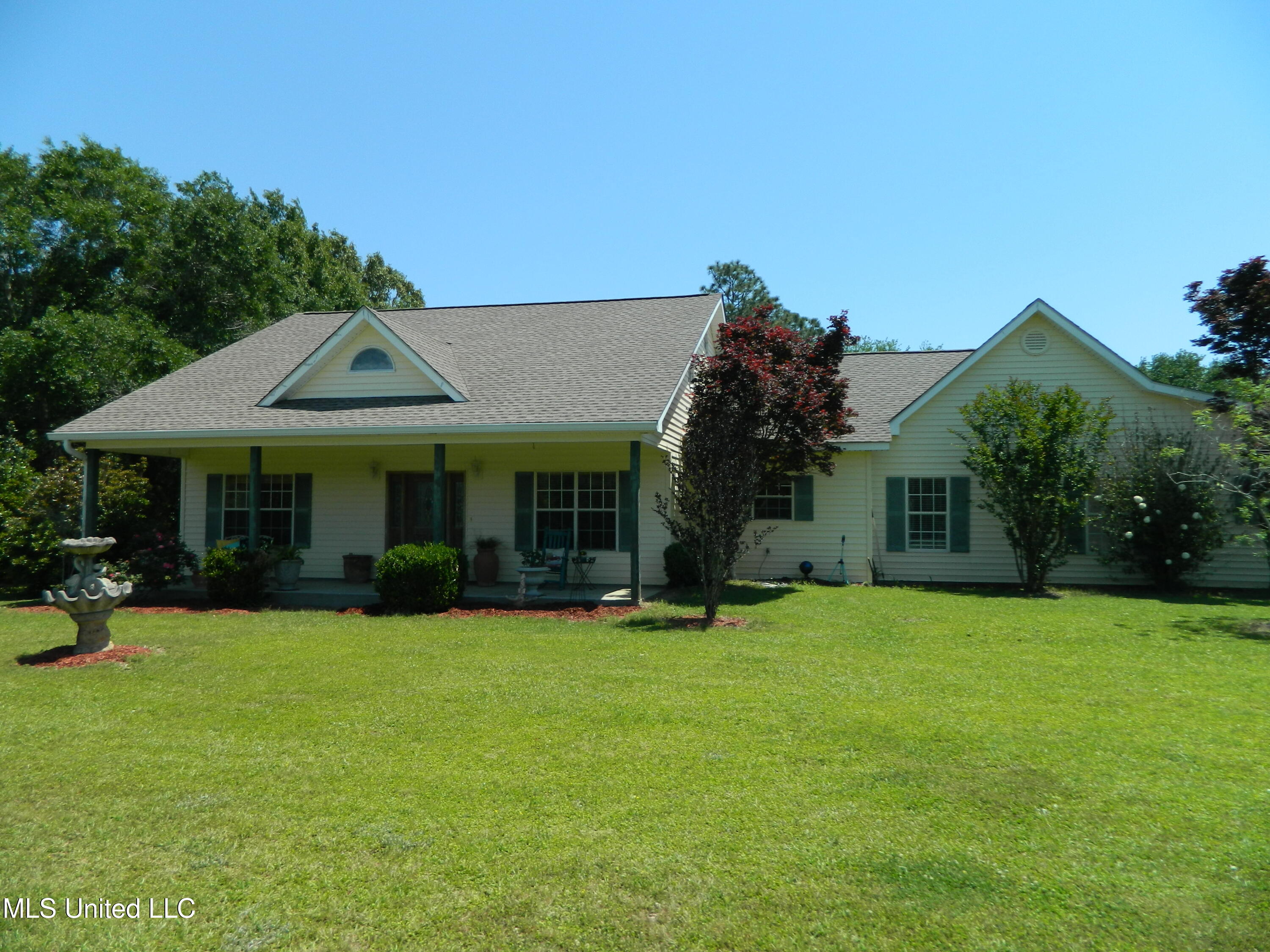 28200 Lake Cypress Drive Property Photo 1