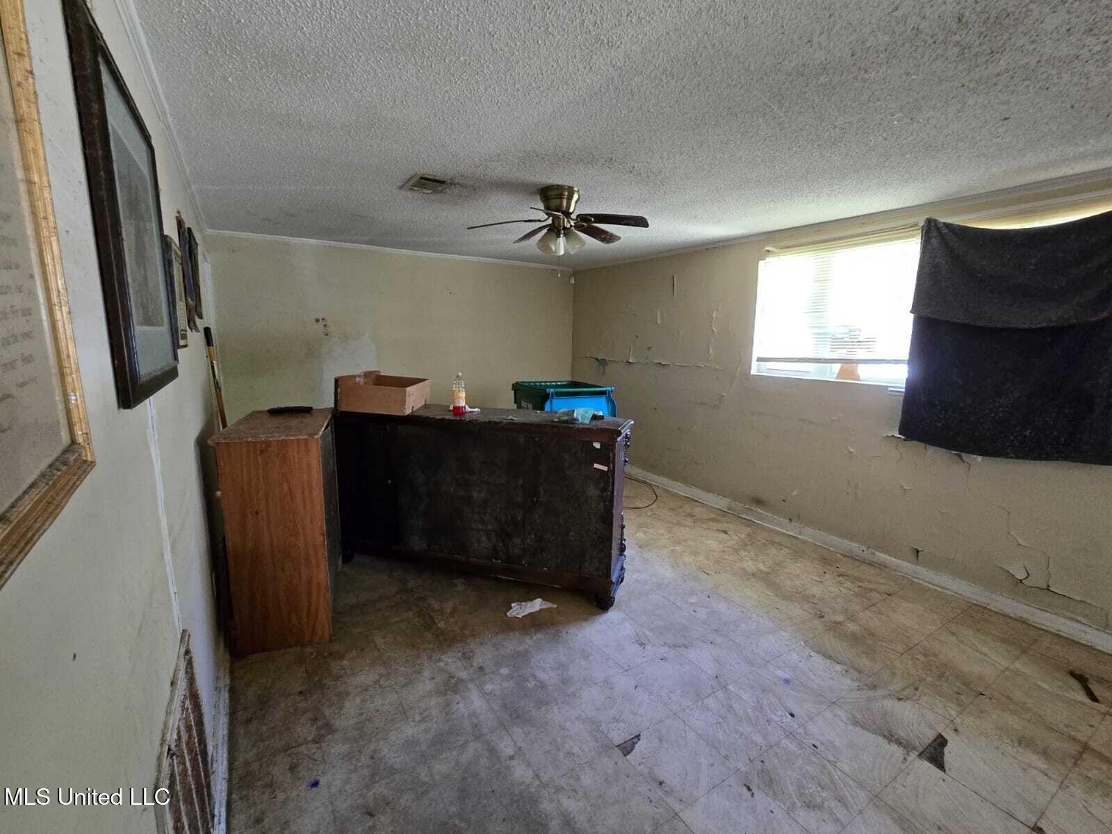 1111 Woodward Avenue Property Photo 8