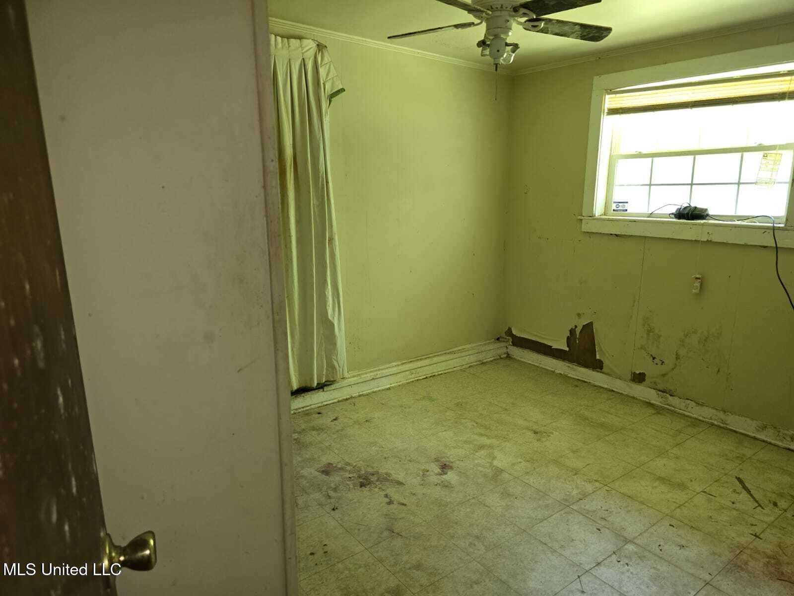 1111 Woodward Avenue Property Photo 11