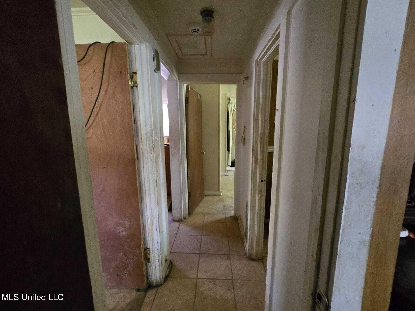 1111 Woodward Avenue Property Photo 13