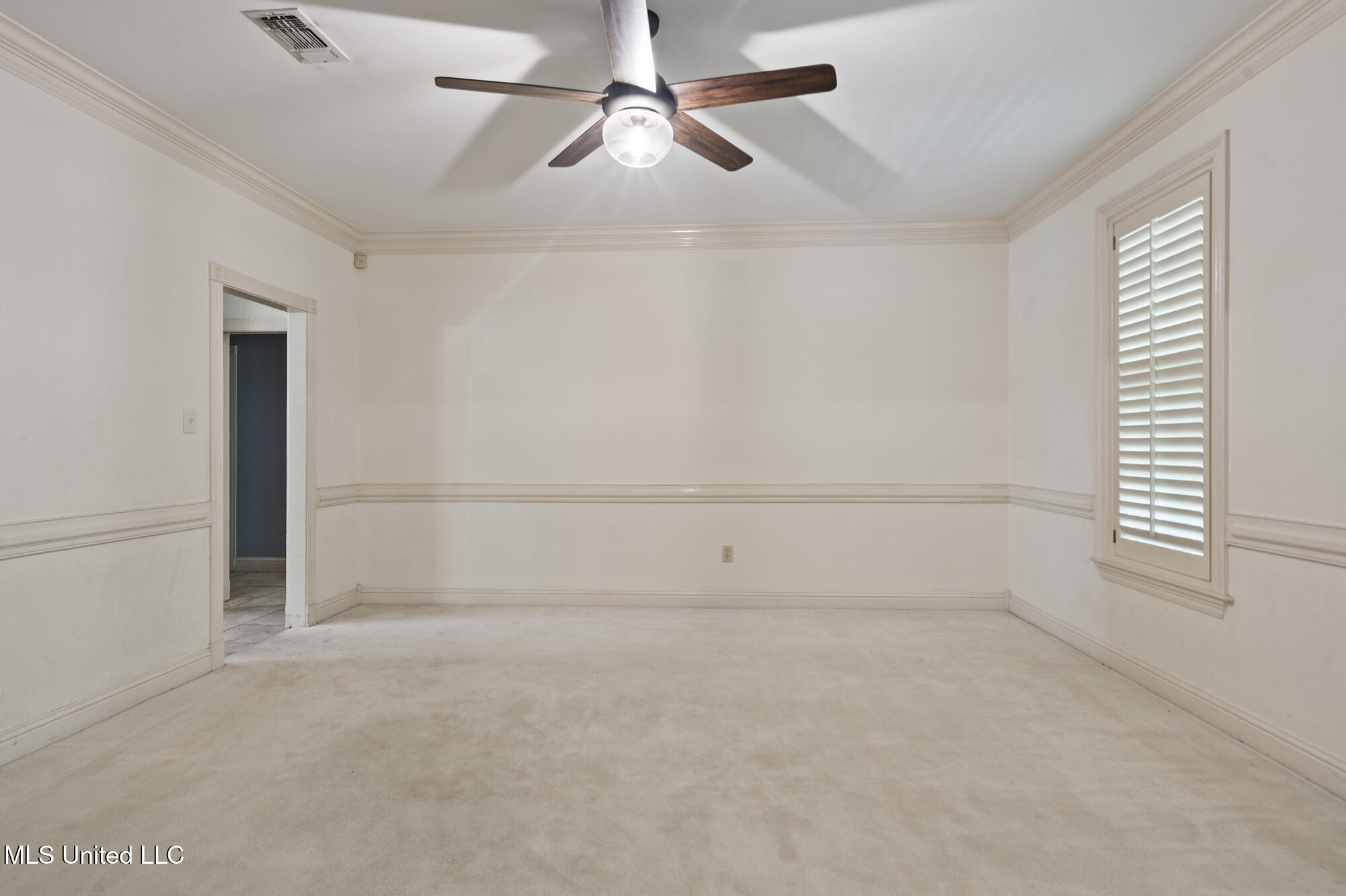 12918 Coles Cove Property Photo 11