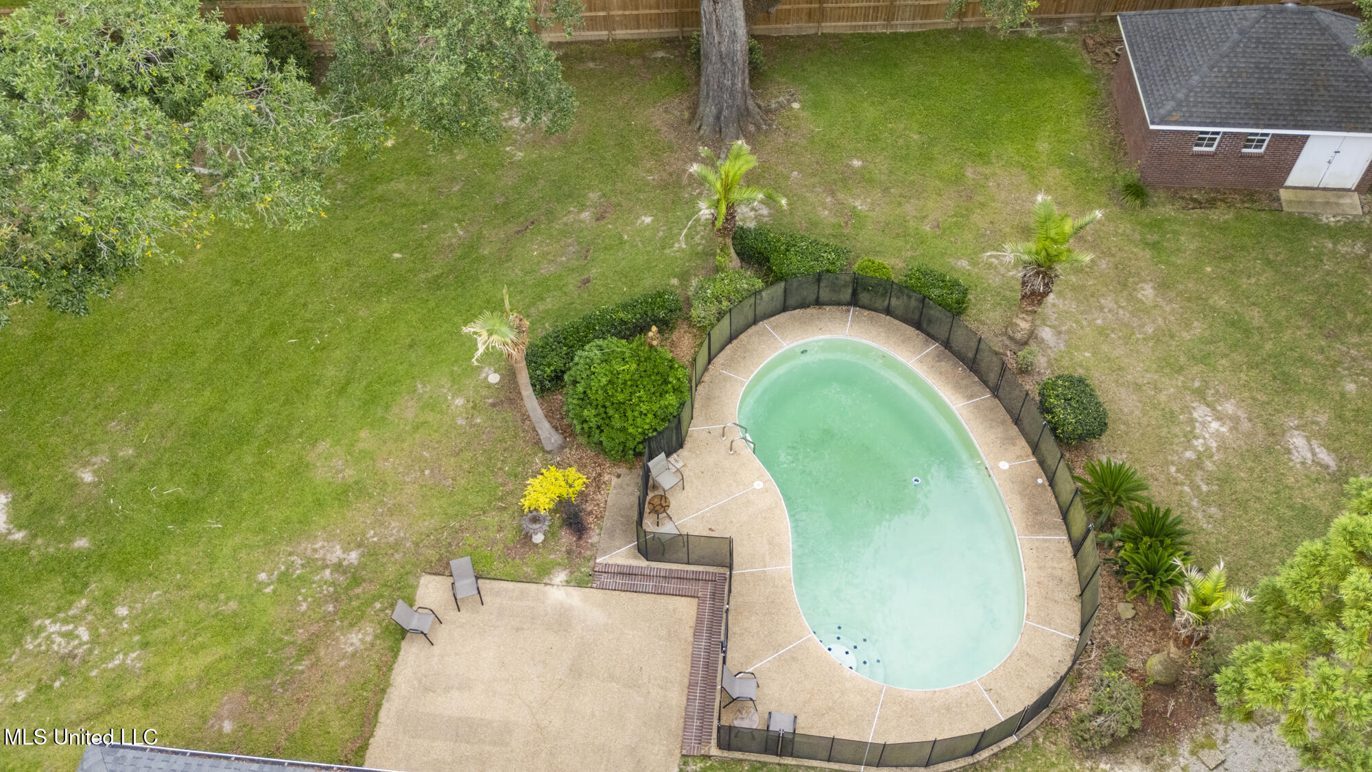 12918 Coles Cove Property Photo 58