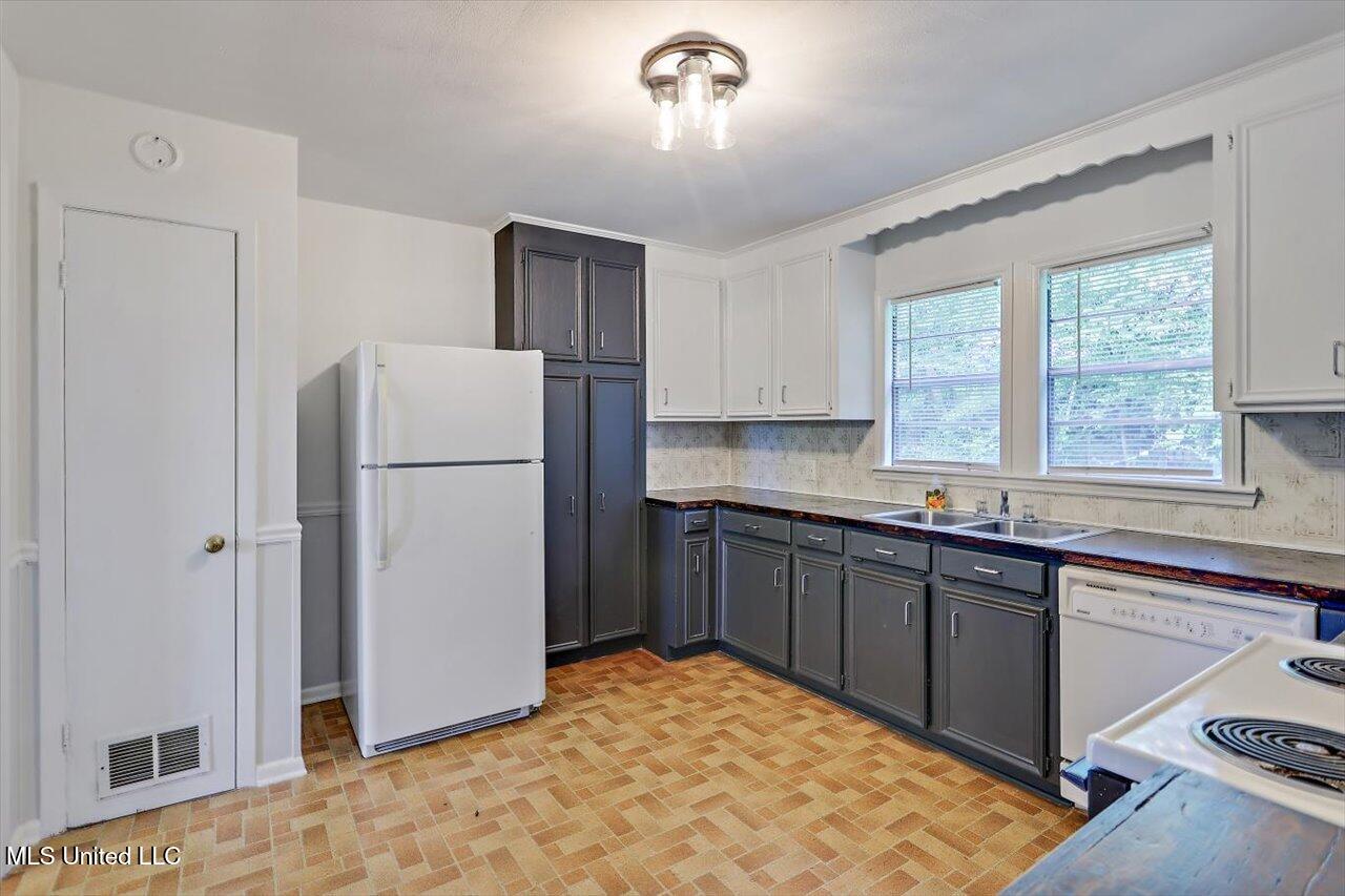 722 Se 1st Street Property Photo 12