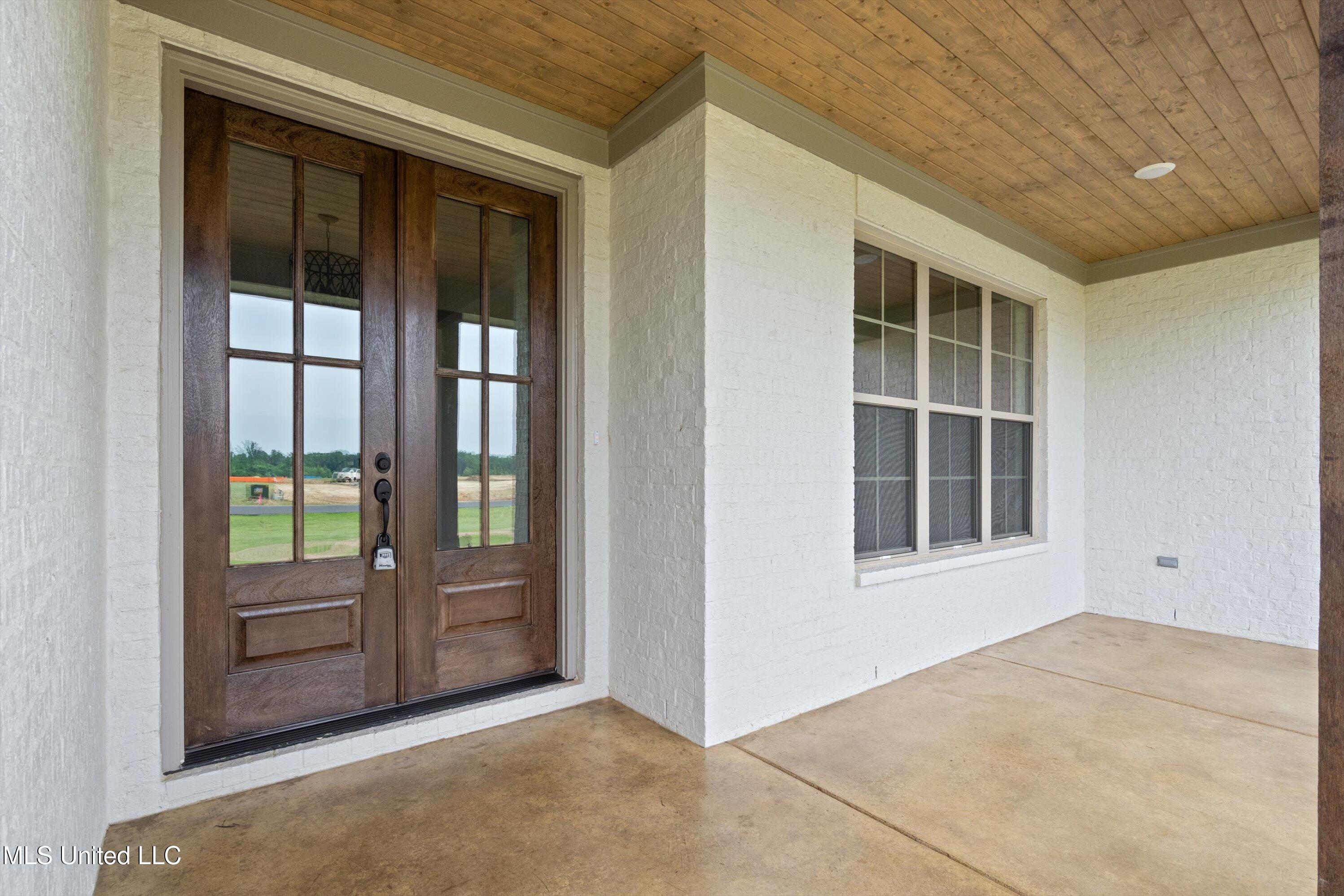 4364 Brooke Drive Property Photo 5