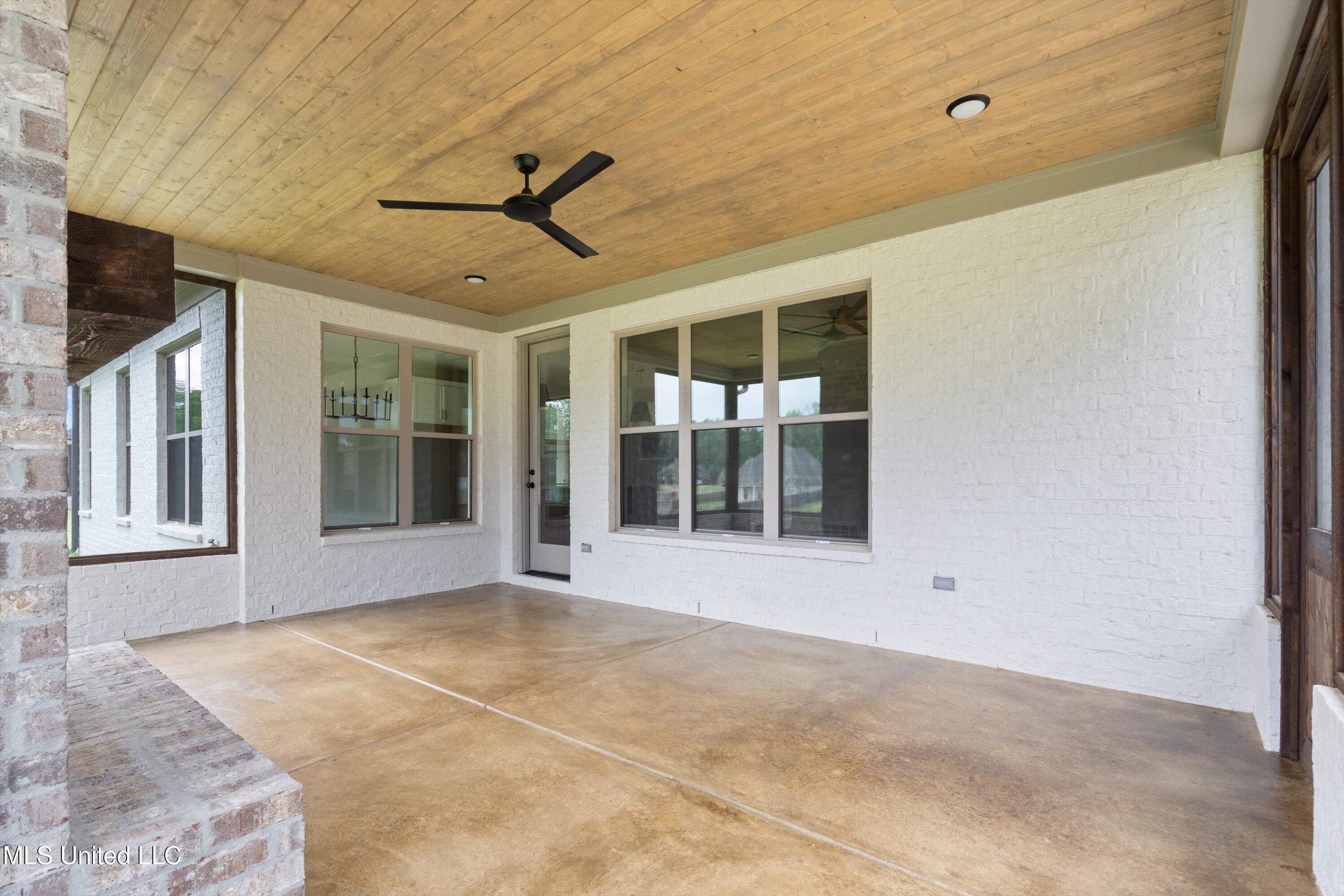 4364 Brooke Drive Property Photo 40