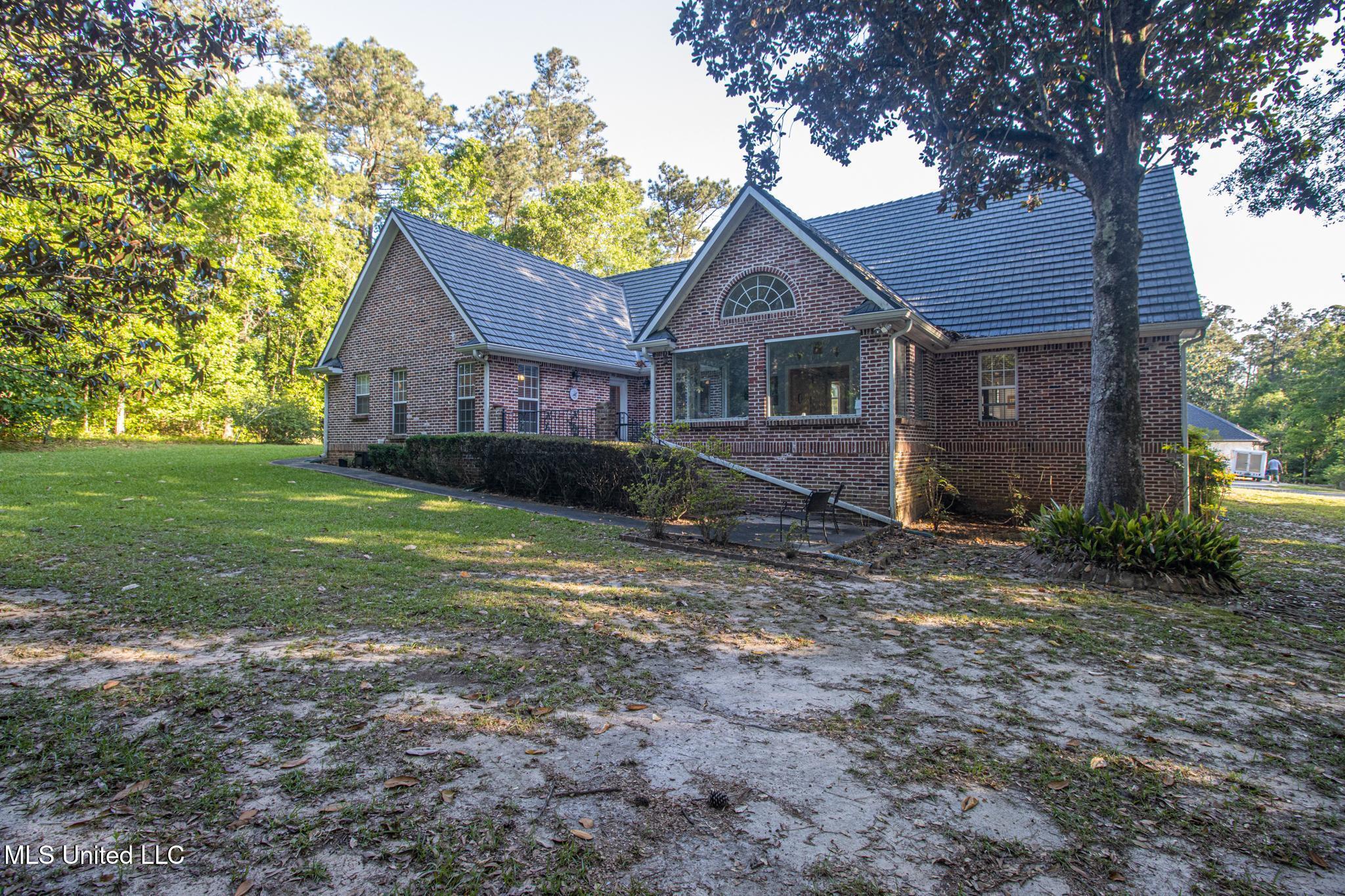 956 Kale Street Property Photo 2