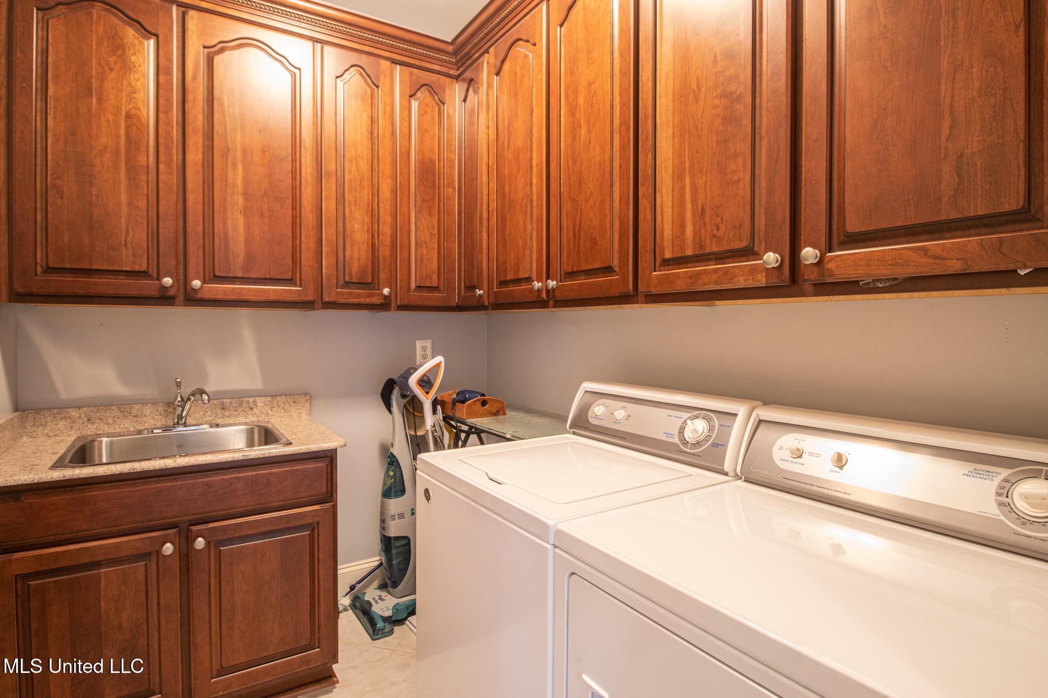 956 Kale Street Property Photo 9