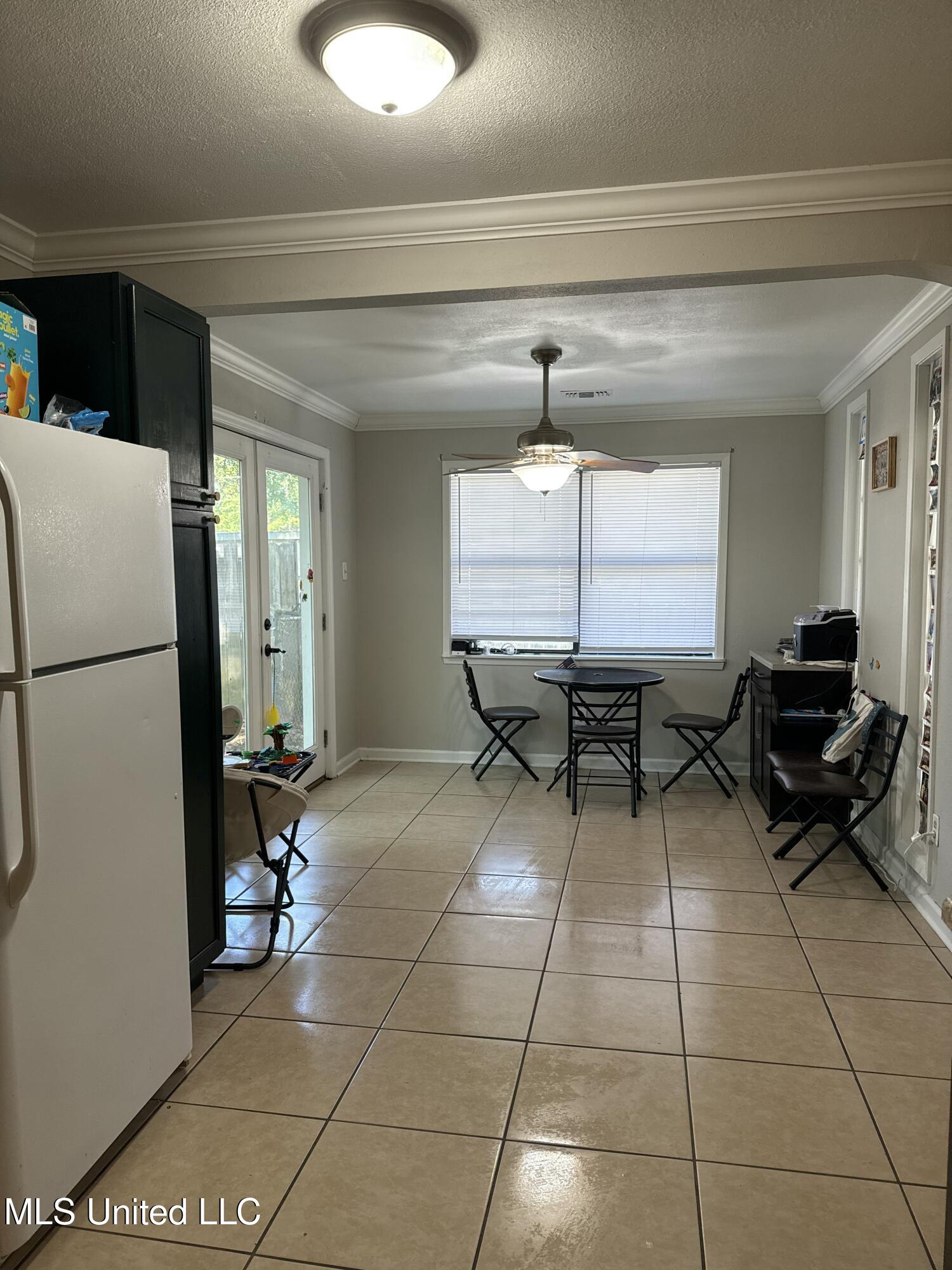 229 Woodland Circle Property Photo 3