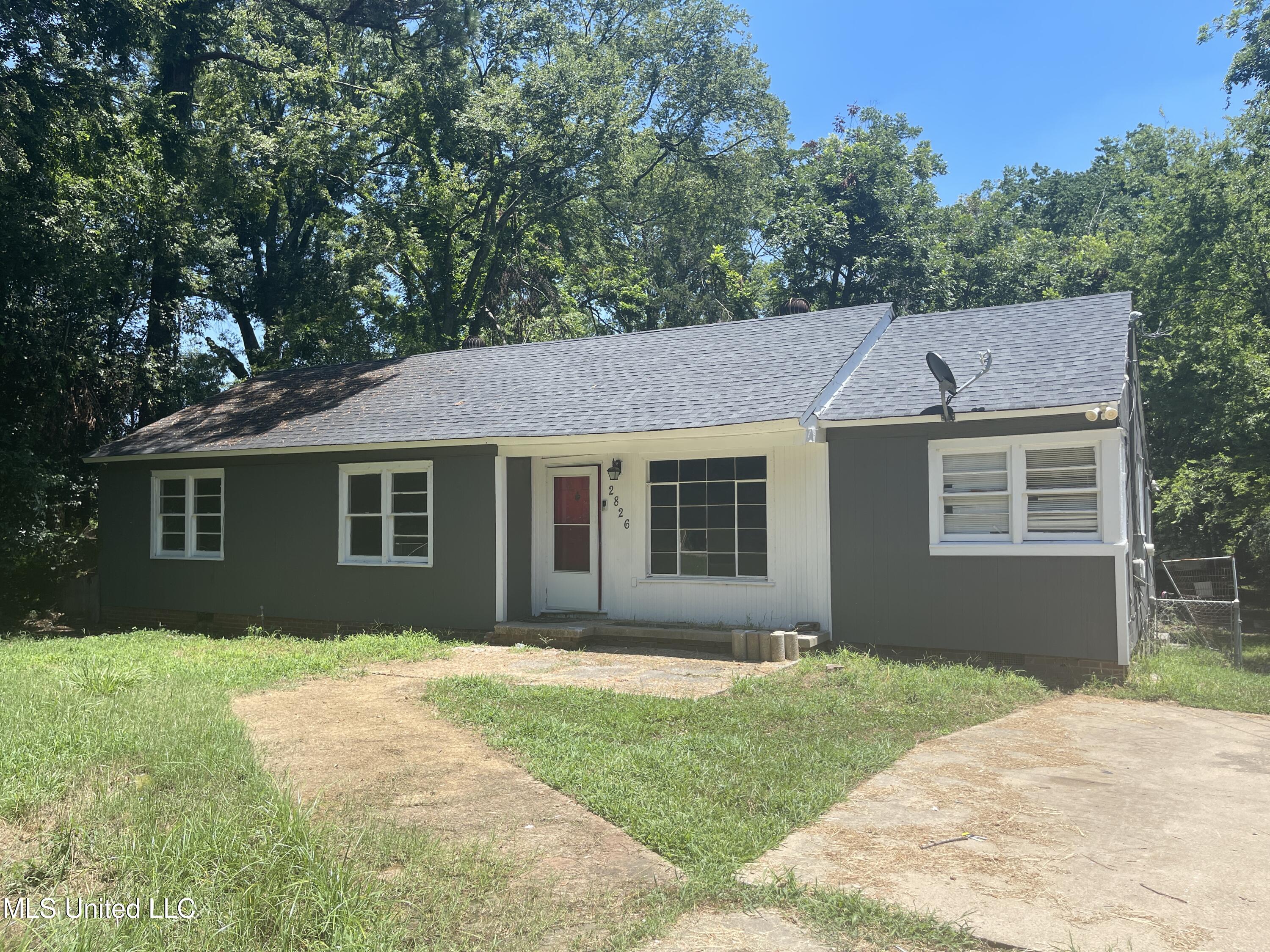 2826 Donaldson Drive Property Photo 1