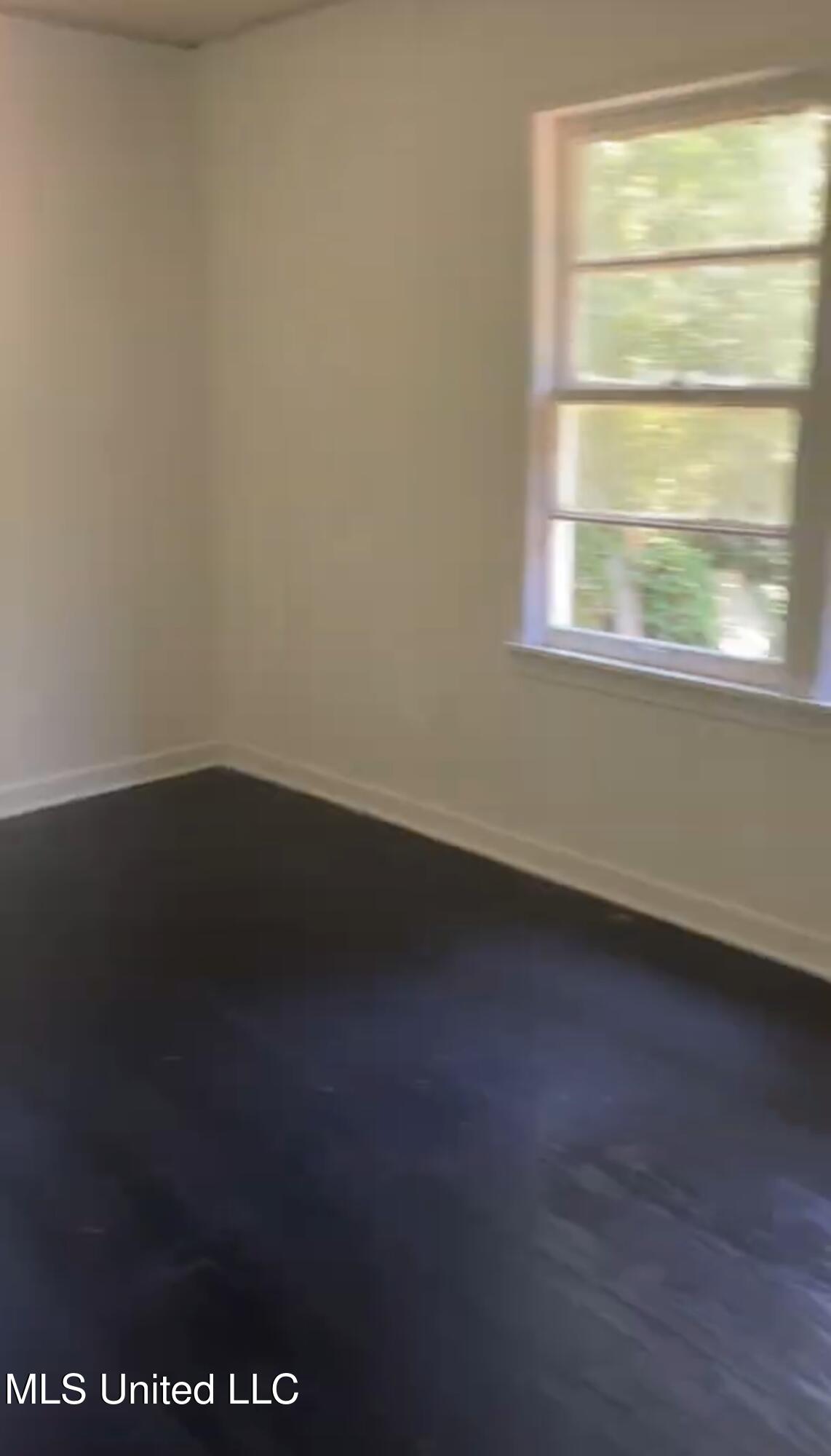 2826 Donaldson Drive Property Photo 4
