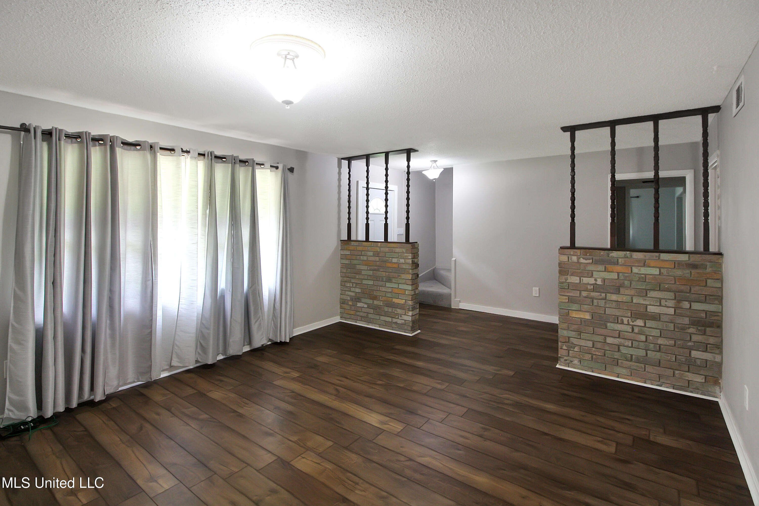 105 Oklahoma Drive Property Photo 5