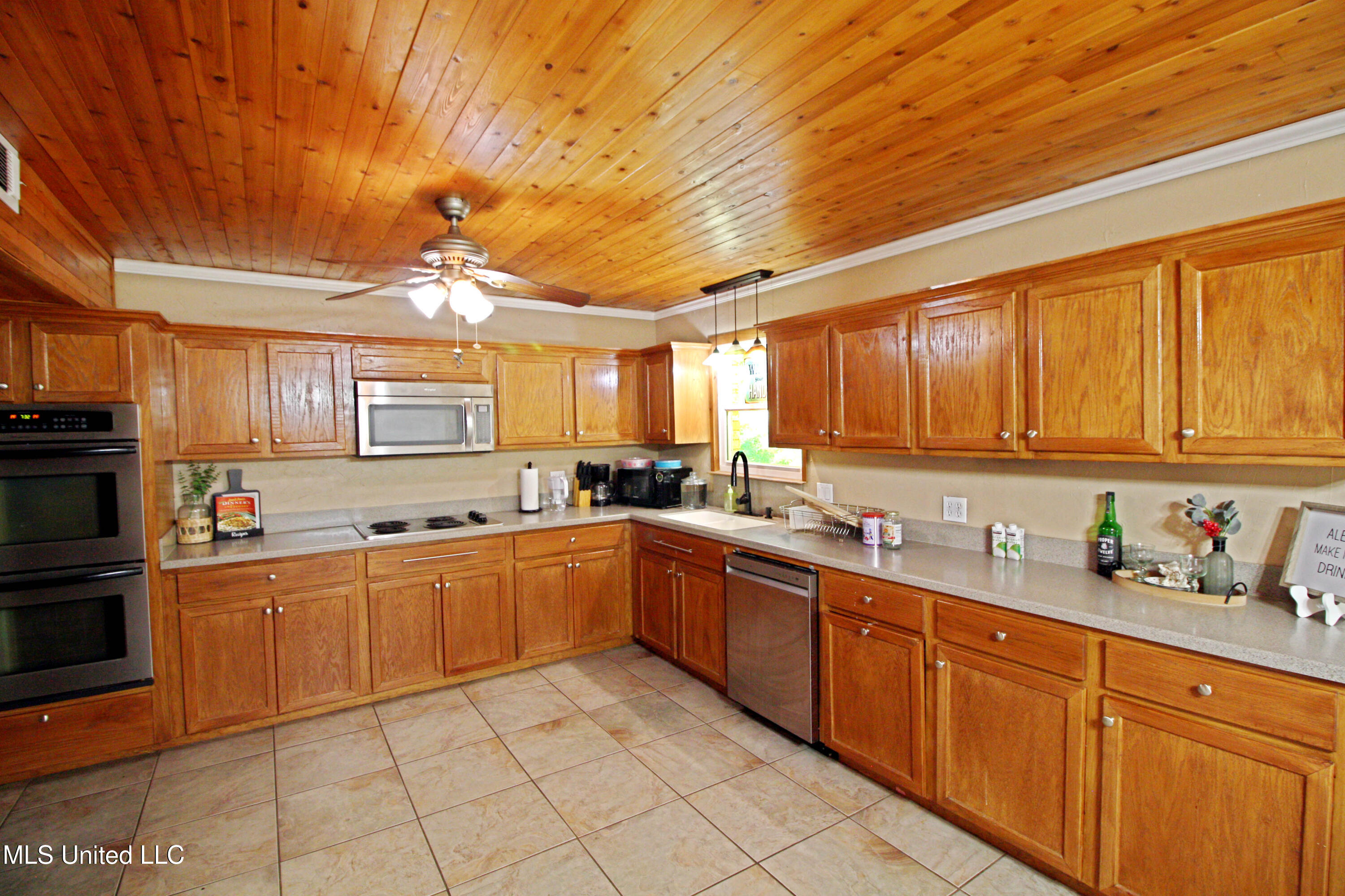 105 Oklahoma Drive Property Photo 9