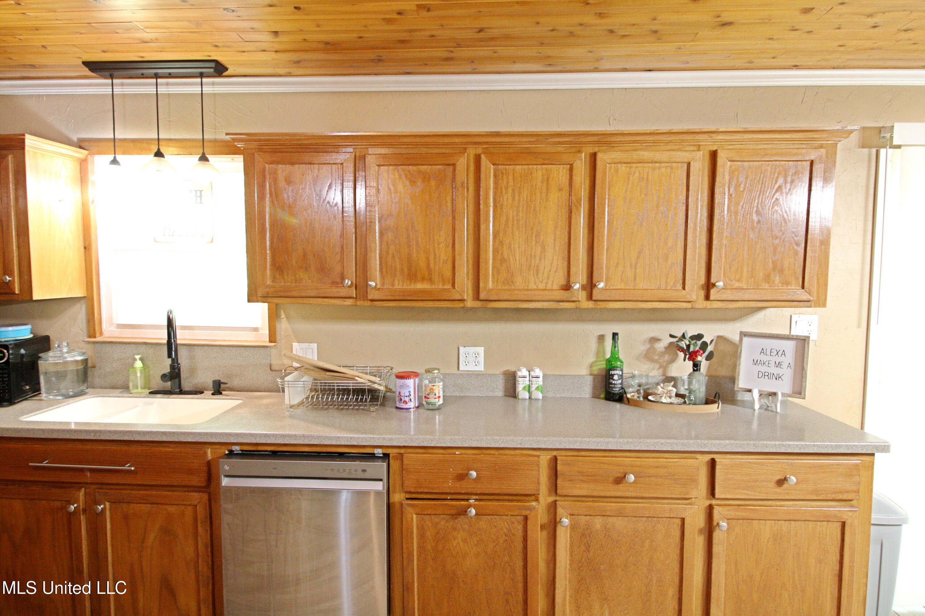 105 Oklahoma Drive Property Photo 12