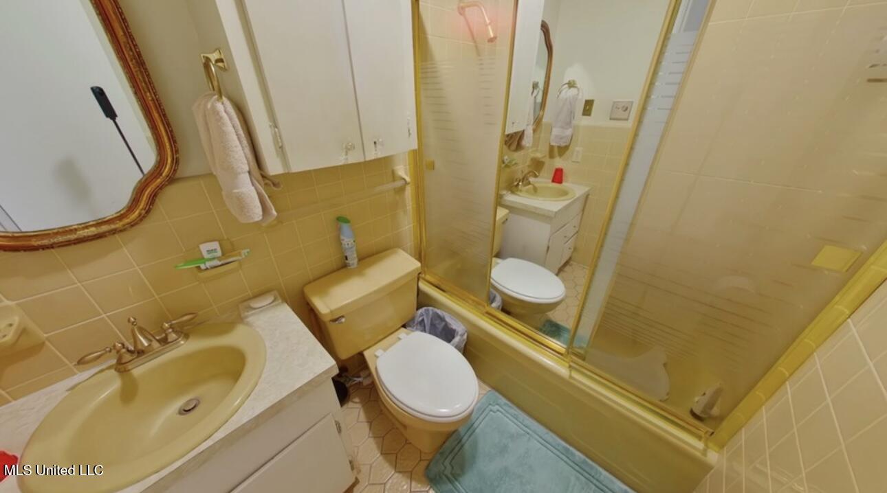269 Weecama Drive Property Photo 12
