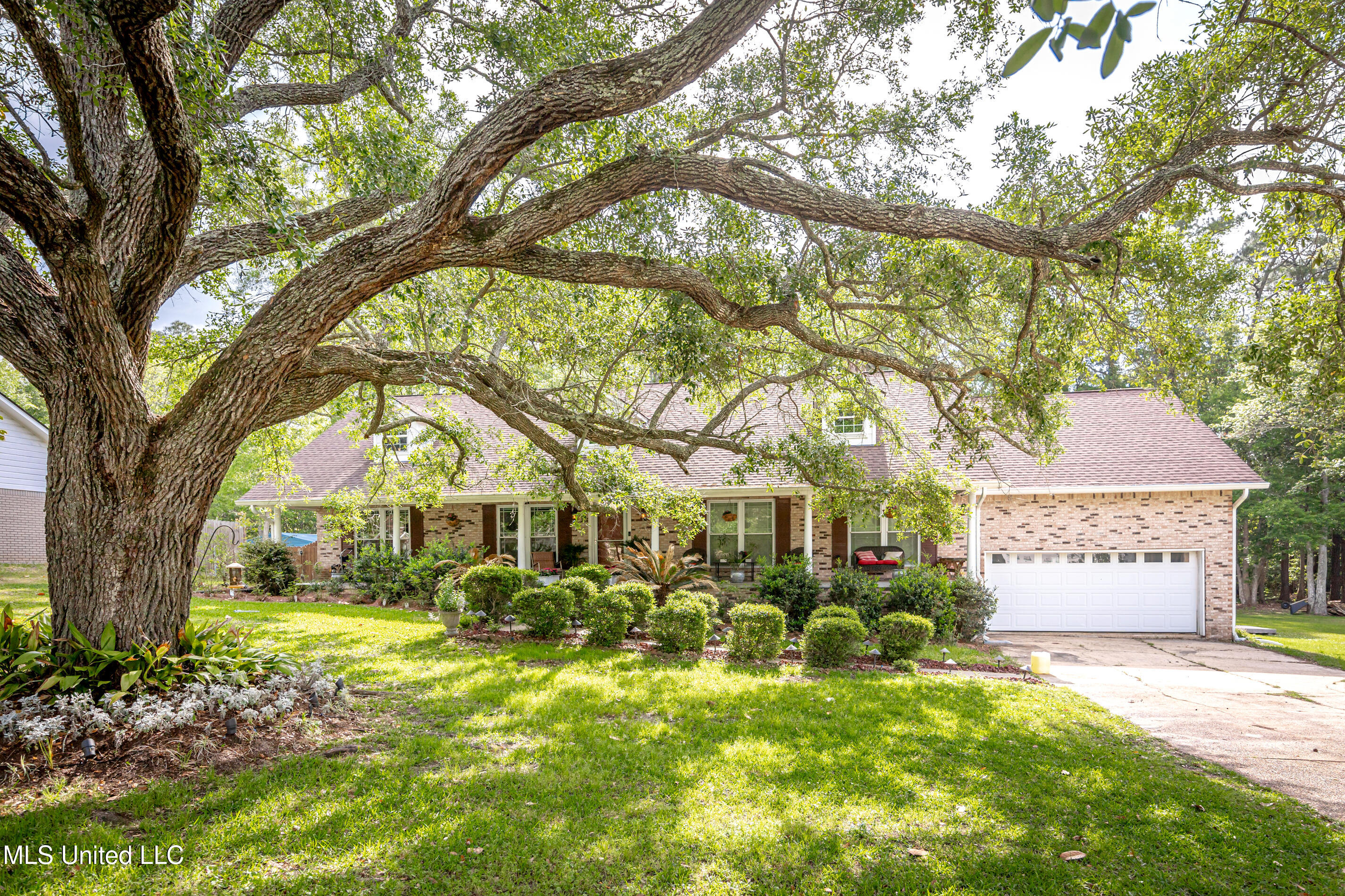 1344 Diller Road Property Photo 1