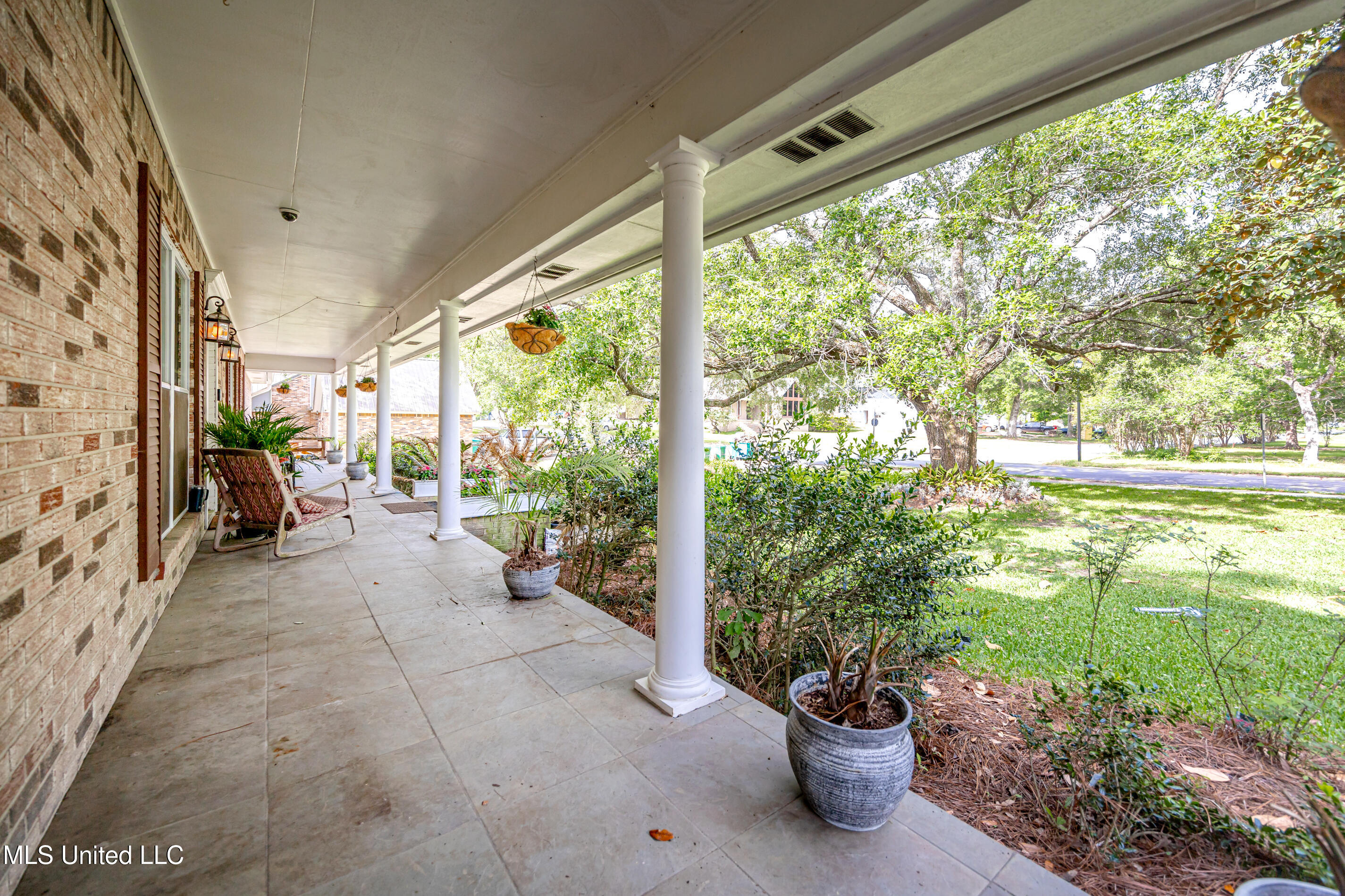 1344 Diller Road Property Photo 8