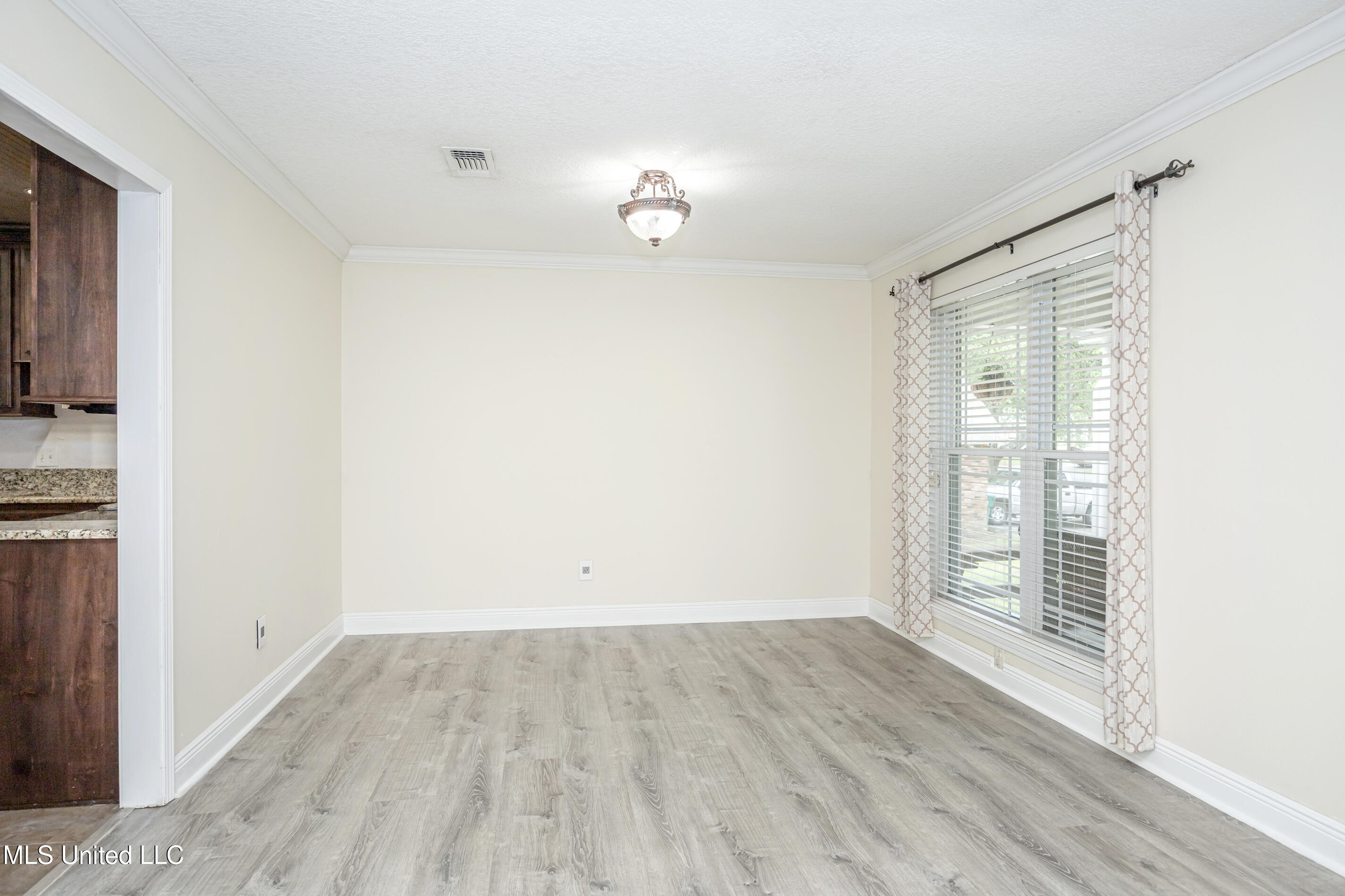 1344 Diller Road Property Photo 13