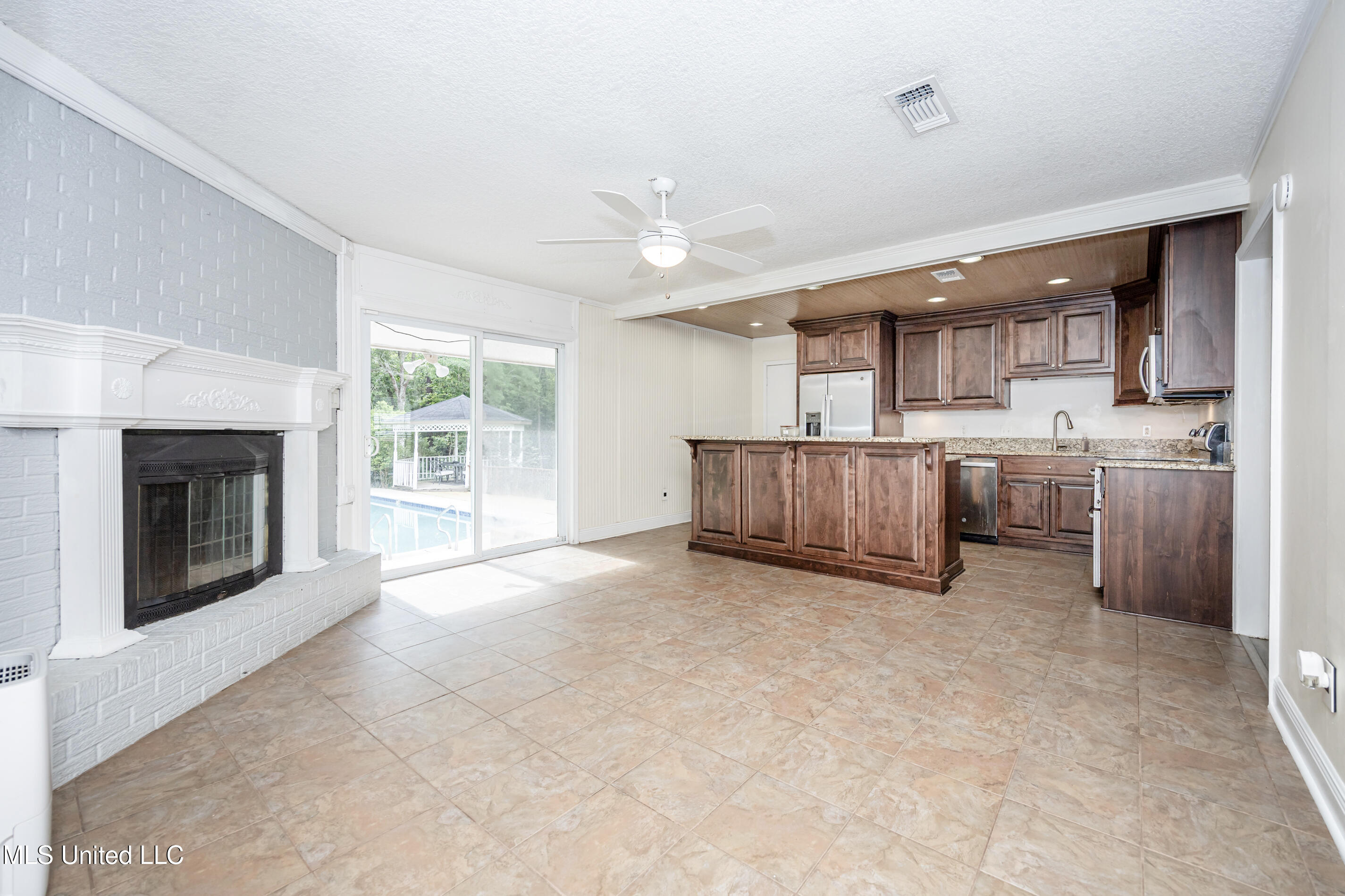 1344 Diller Road Property Photo 20