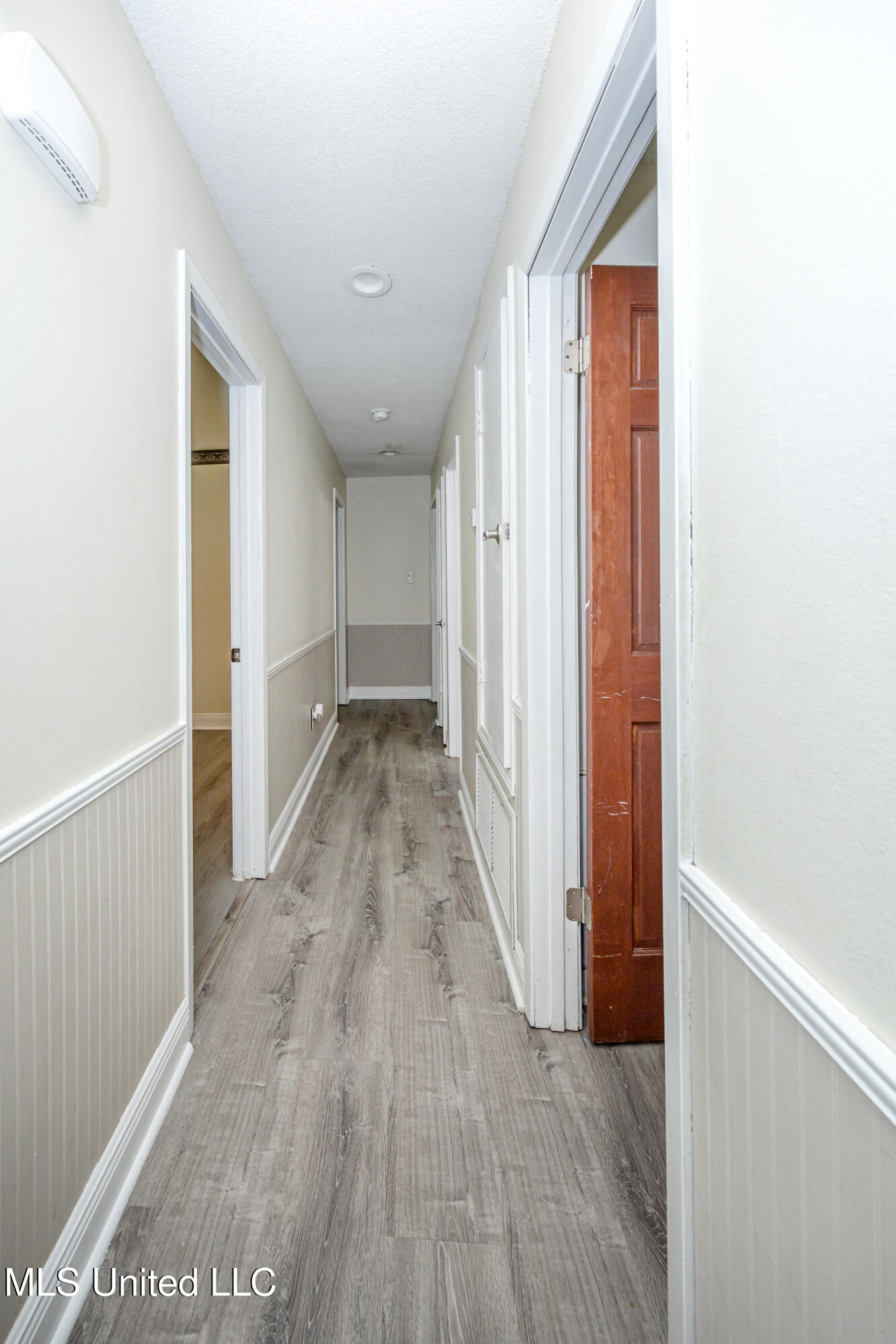 1344 Diller Road Property Photo 32