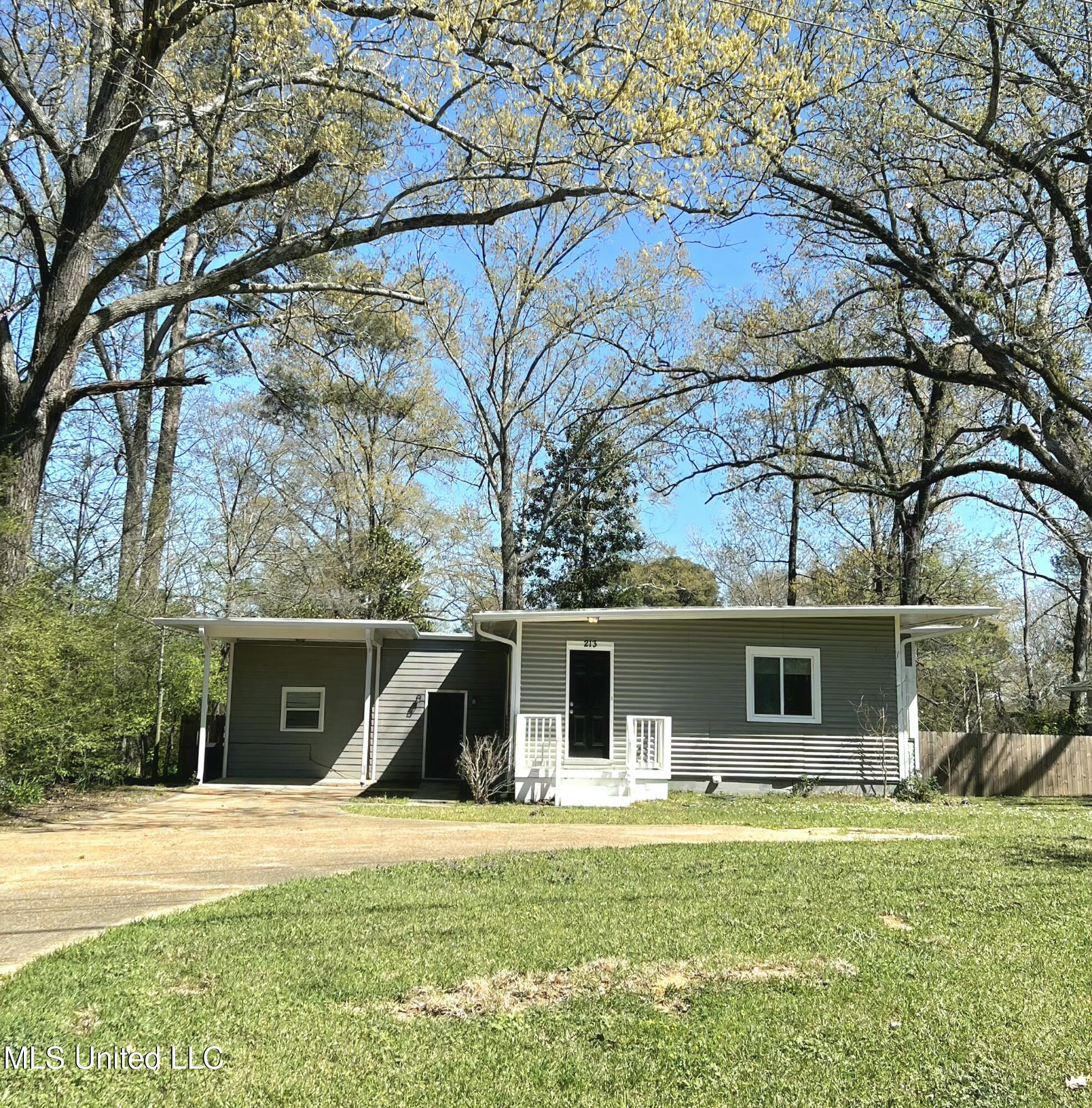 213 Mount Salus Road Property Photo 2