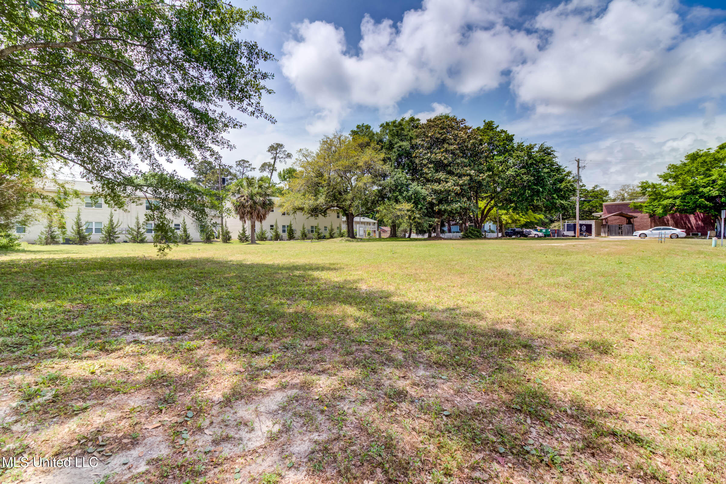 516 Porter Avenue Property Photo 13