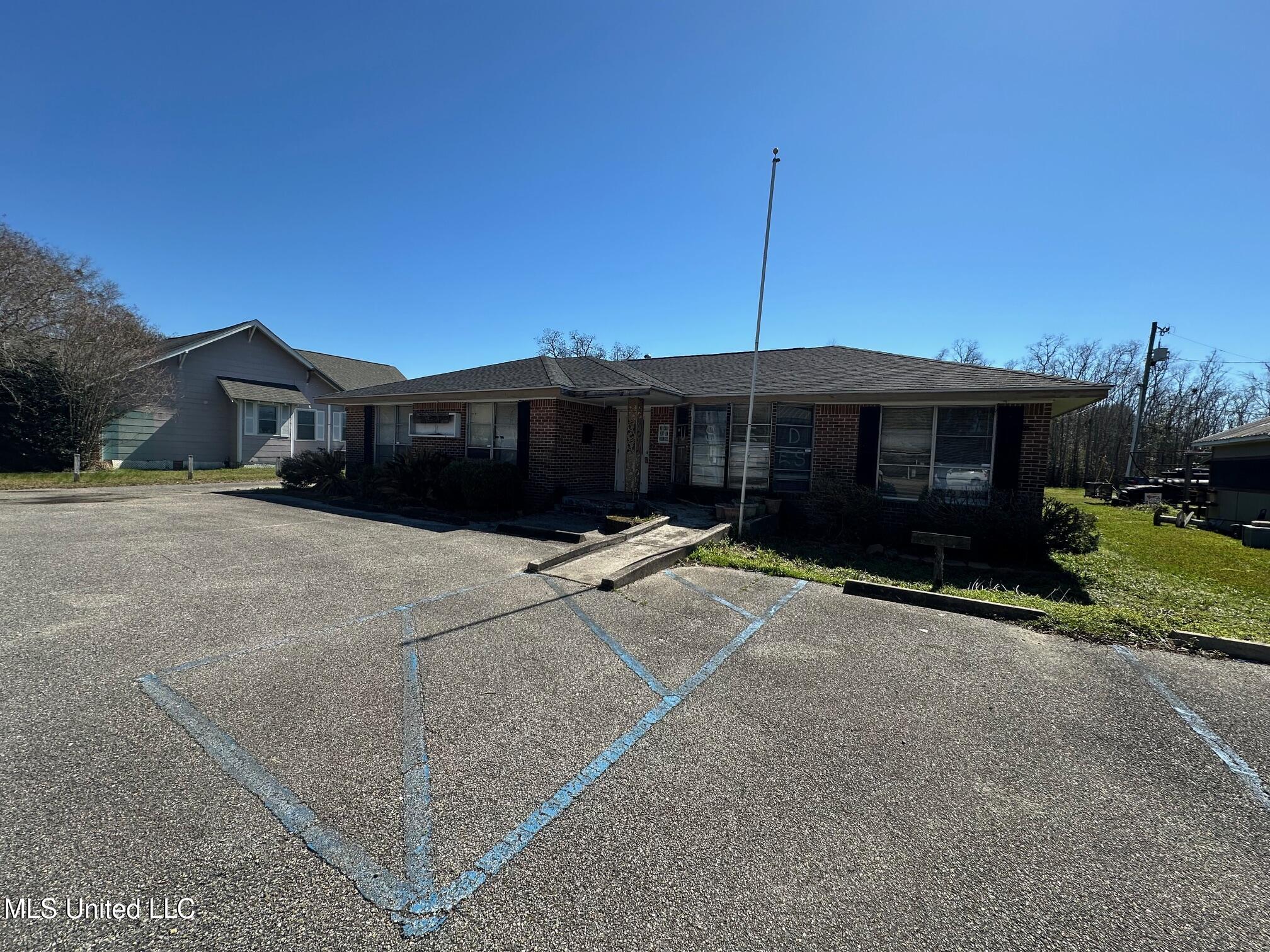 14121 Dedeaux Road Property Photo 2