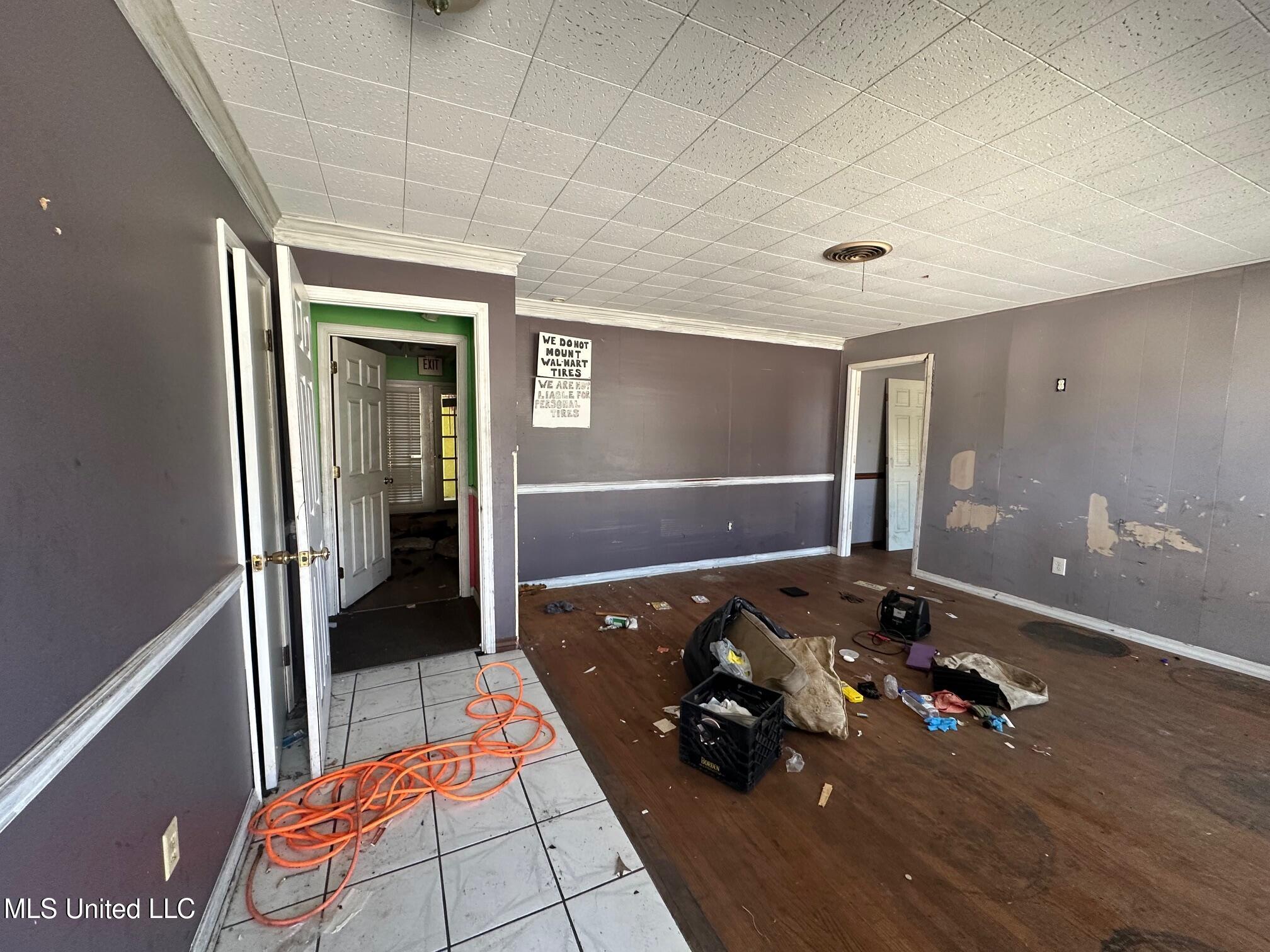 14121 Dedeaux Road Property Photo 5