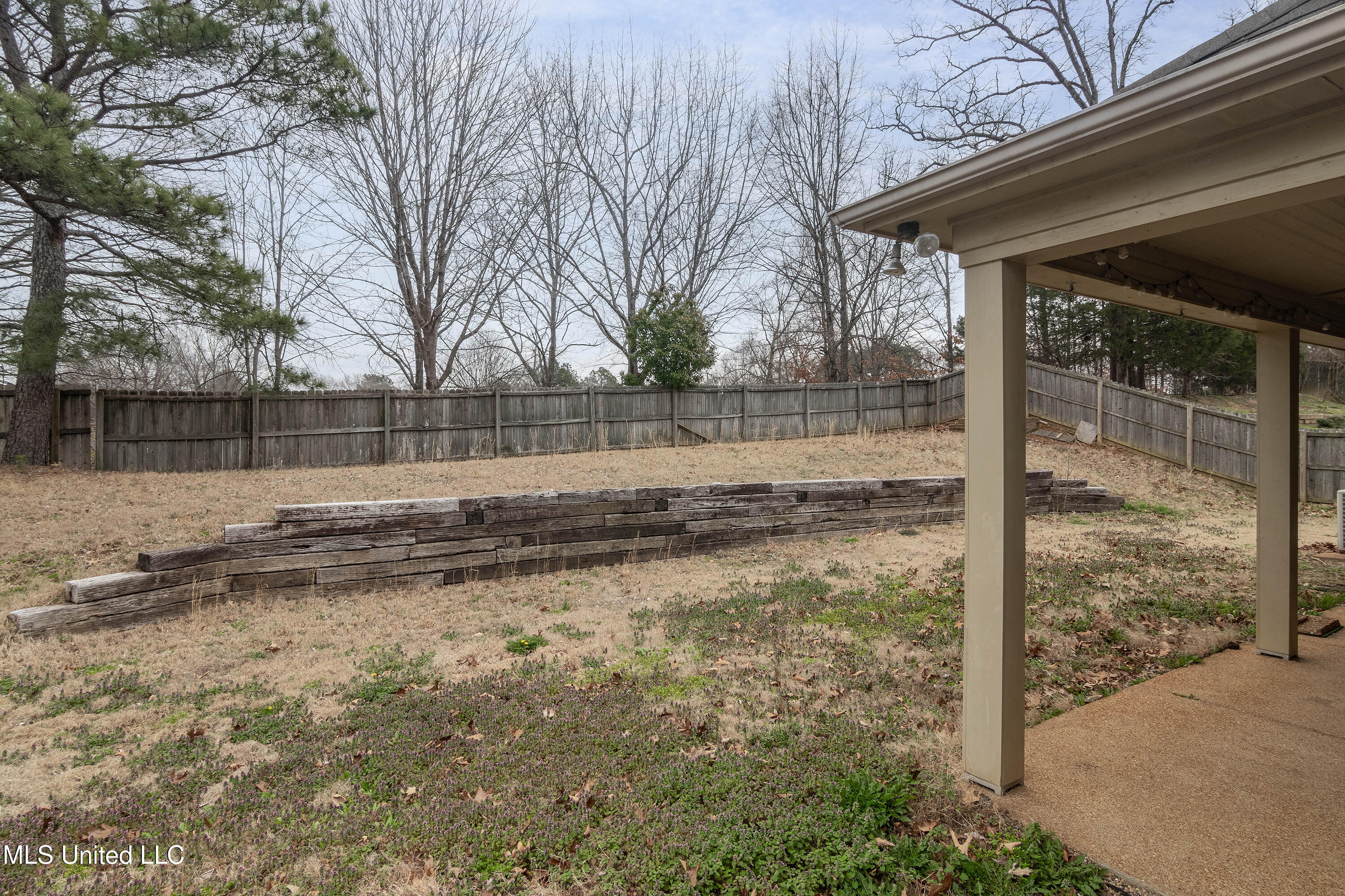 1390 E Lake Front Drive Property Photo 22