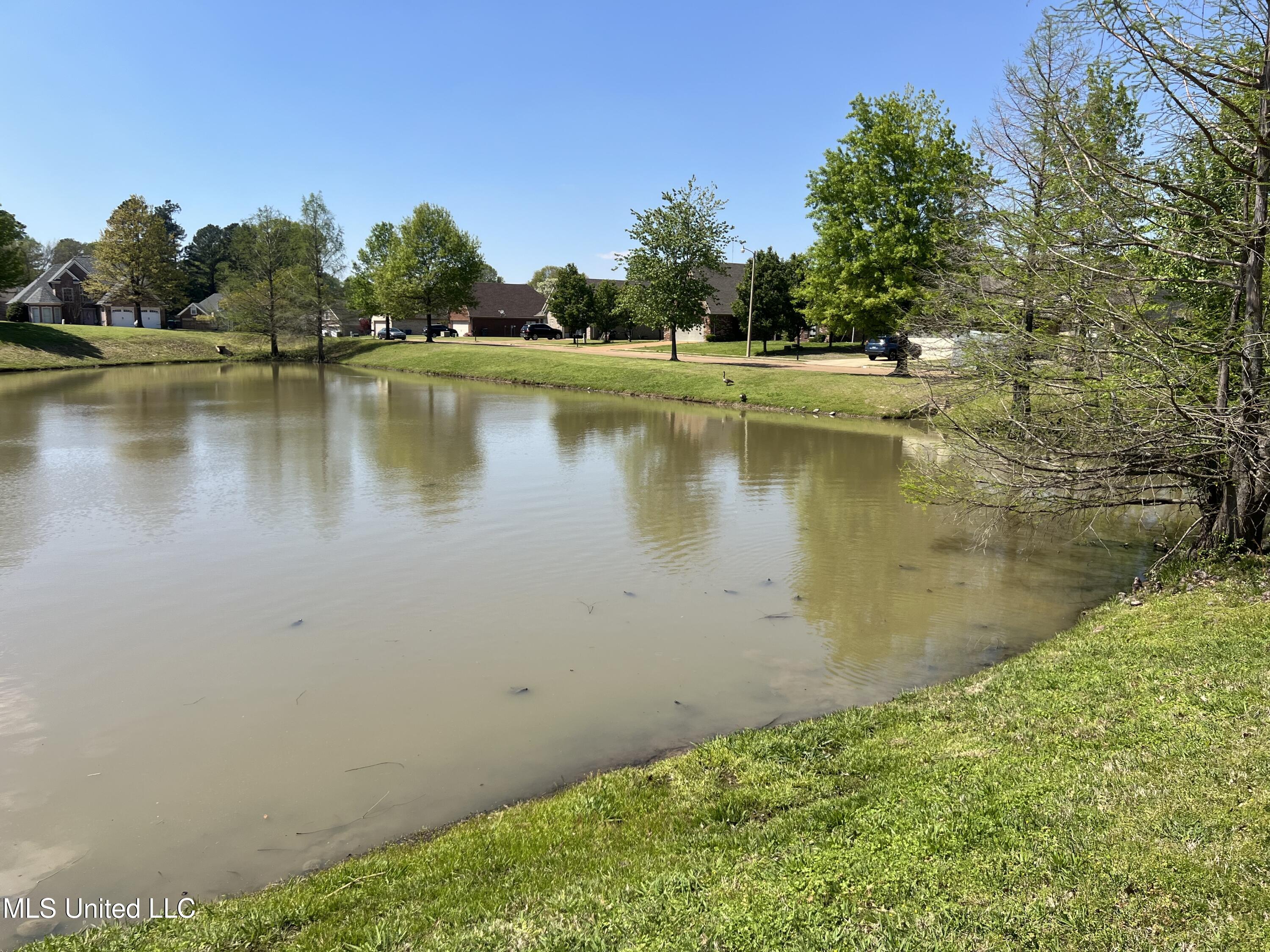 1390 E Lake Front Drive Property Photo 24