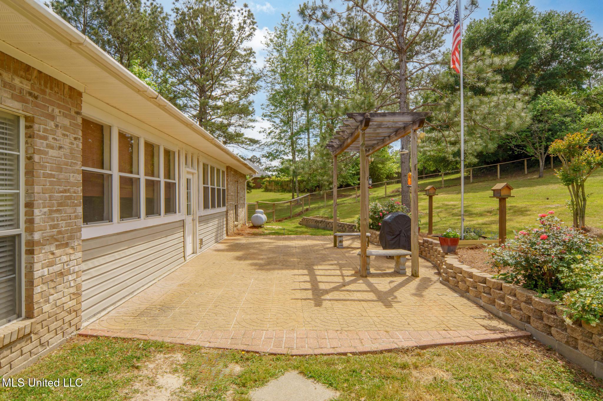 447 Brown's Bridge Road Property Photo 17