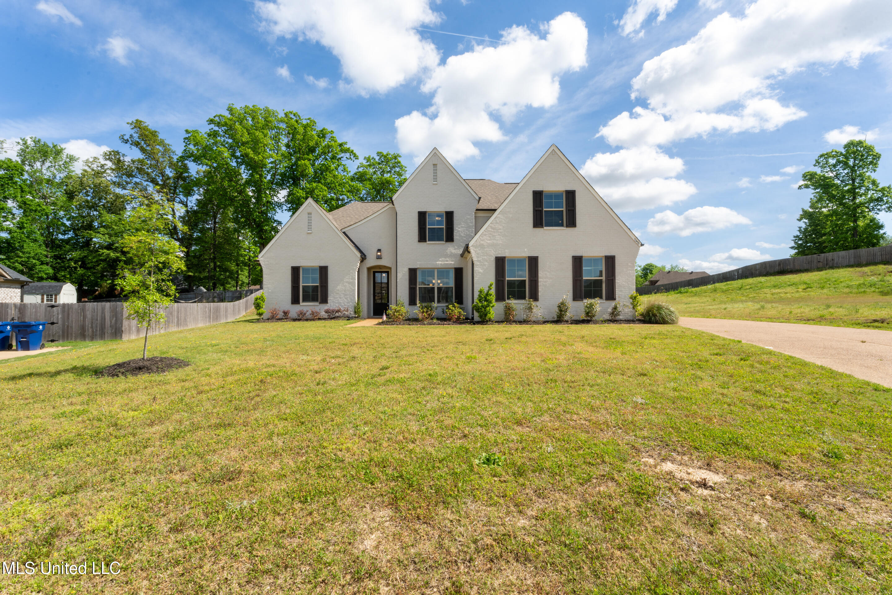 3470 Delaney Drive Property Photo 1