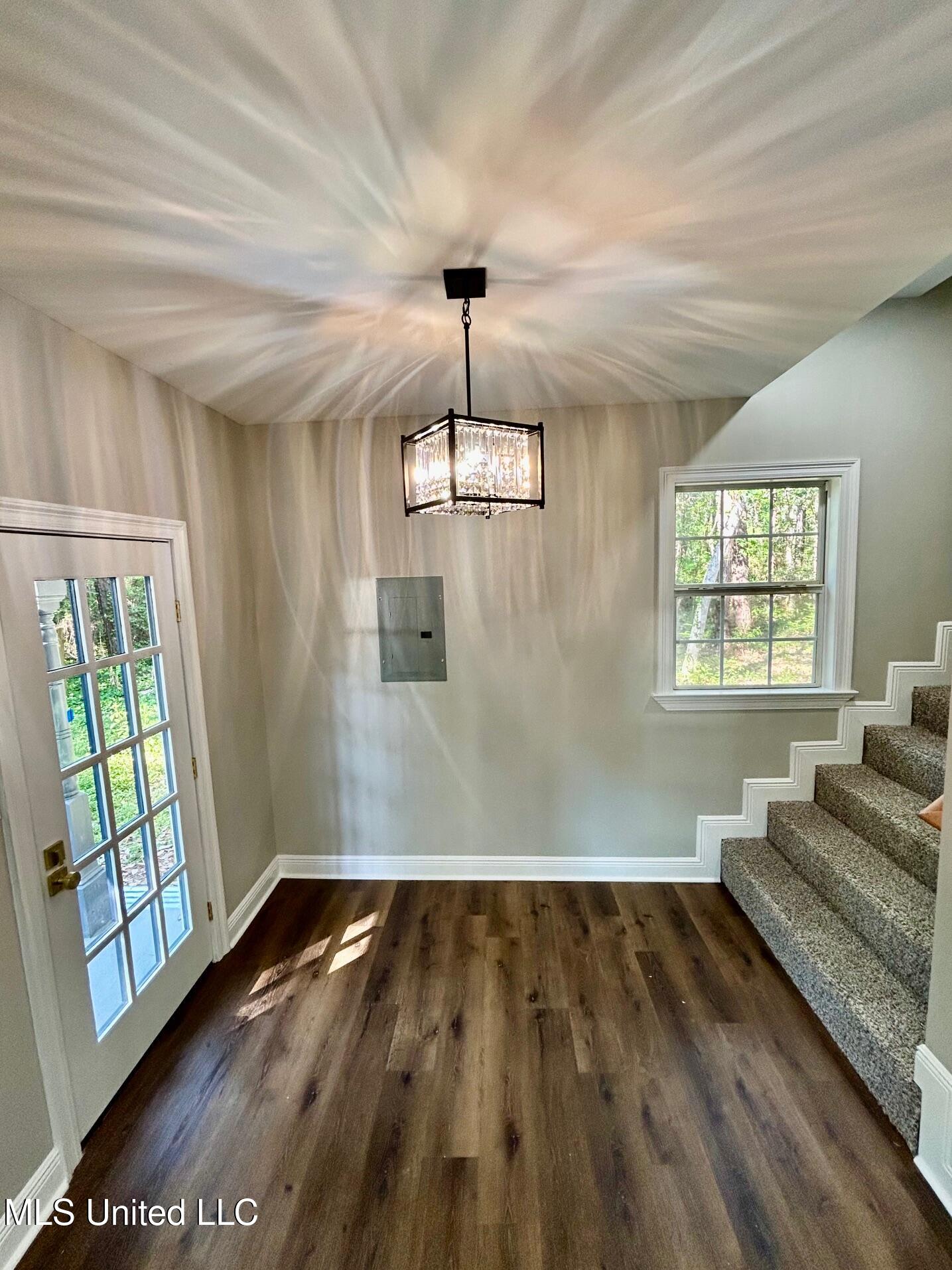 1024 Walnut Street Property Photo 21