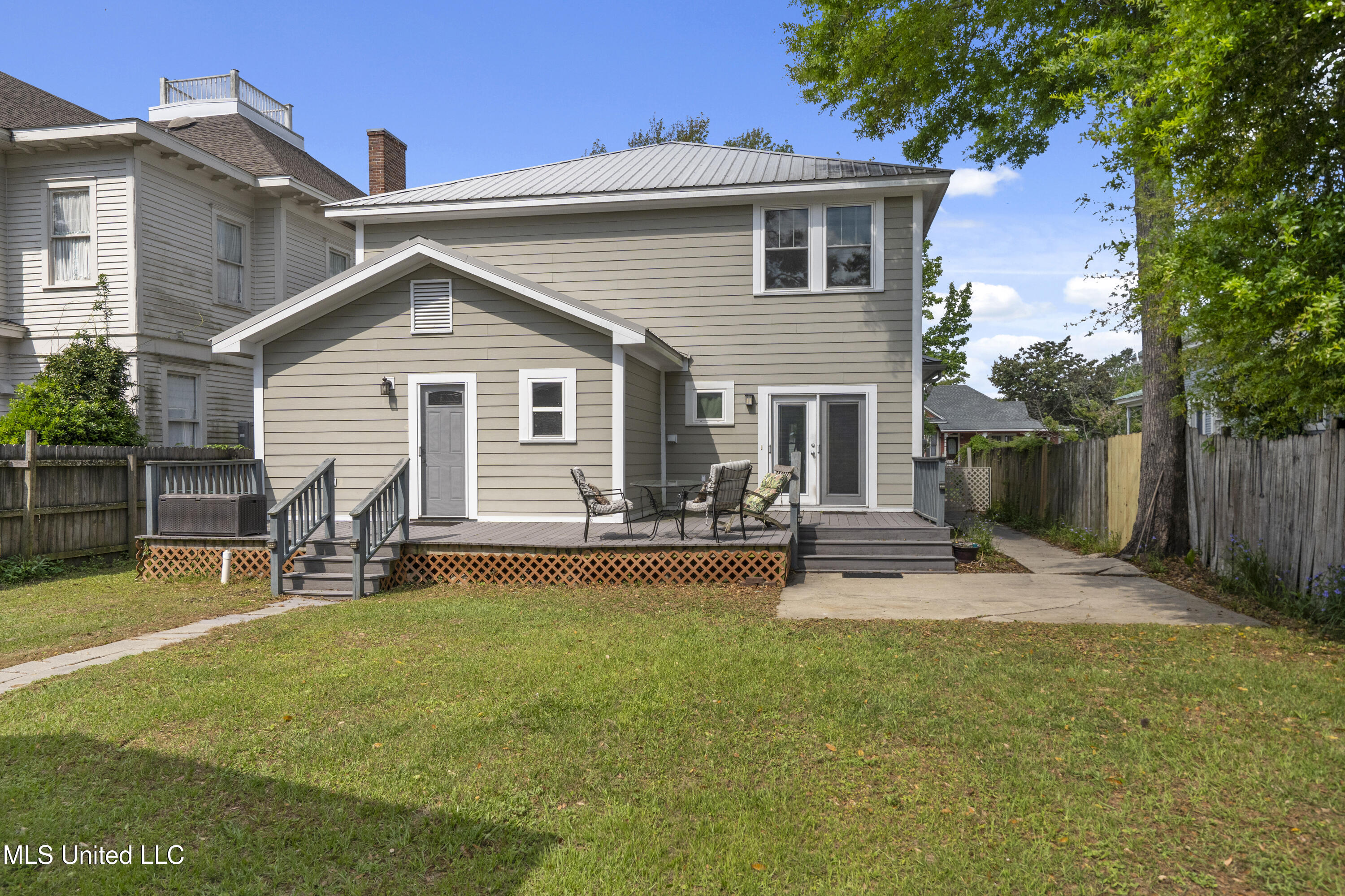 1116 32nd Avenue Property Photo 15