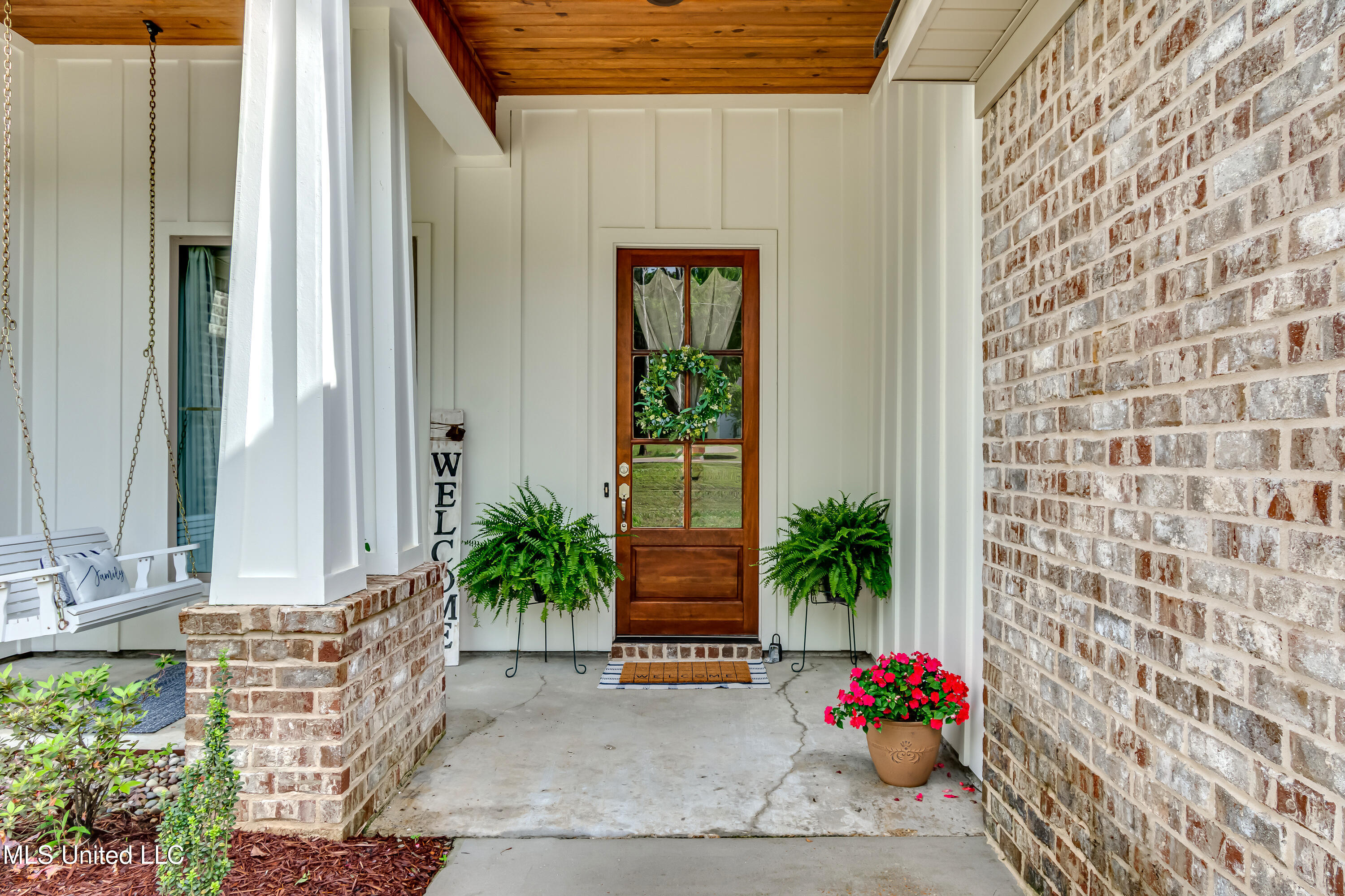 1185 Sanctuary Drive Property Photo 1