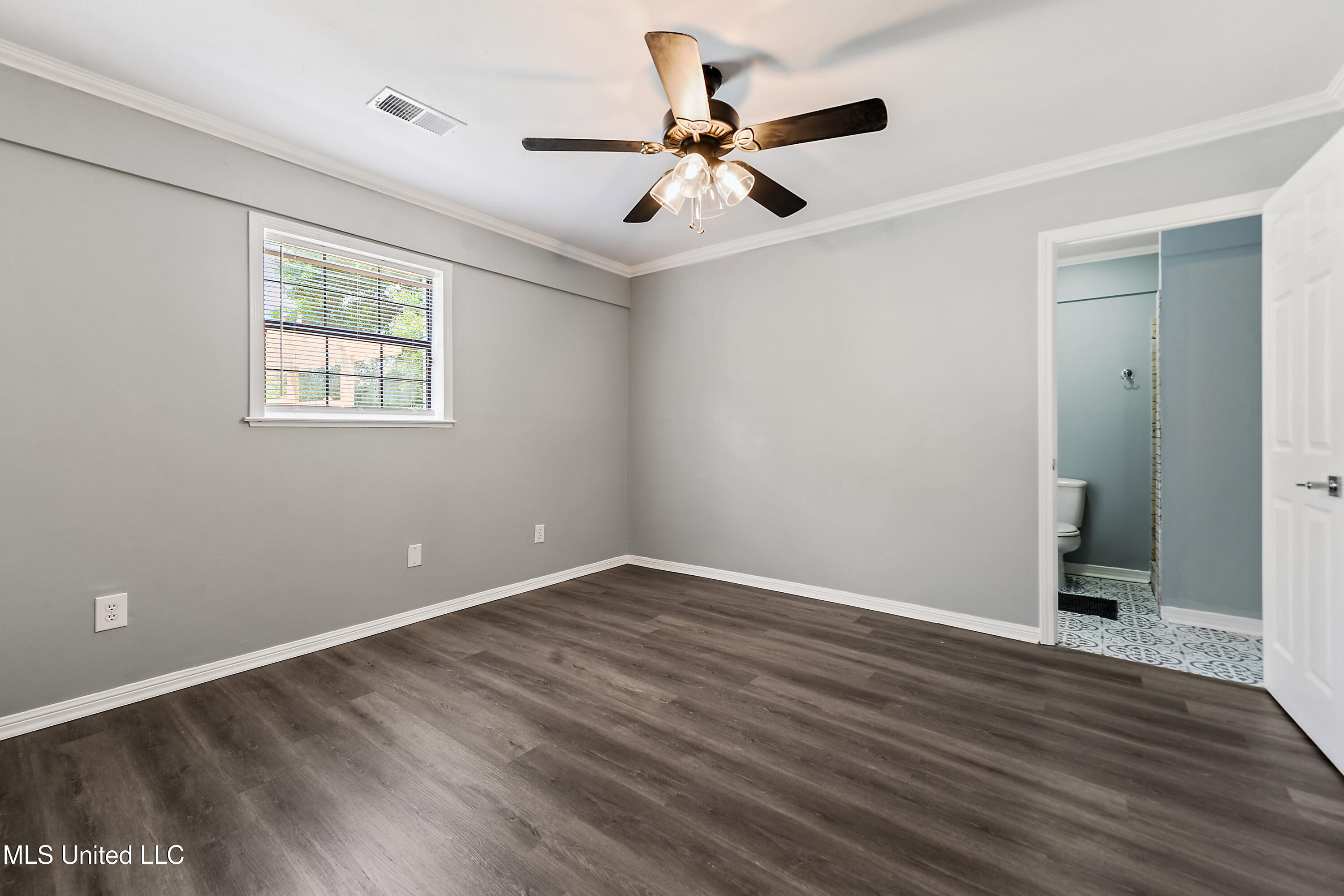 414 Demontluzin Avenue Property Photo 11