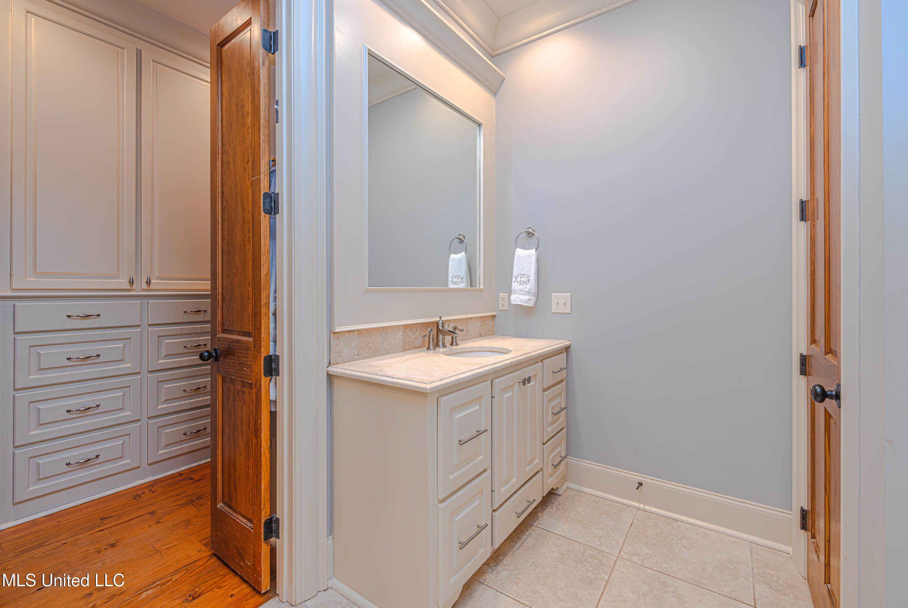 104 Ivy Brook Drive Property Photo 39