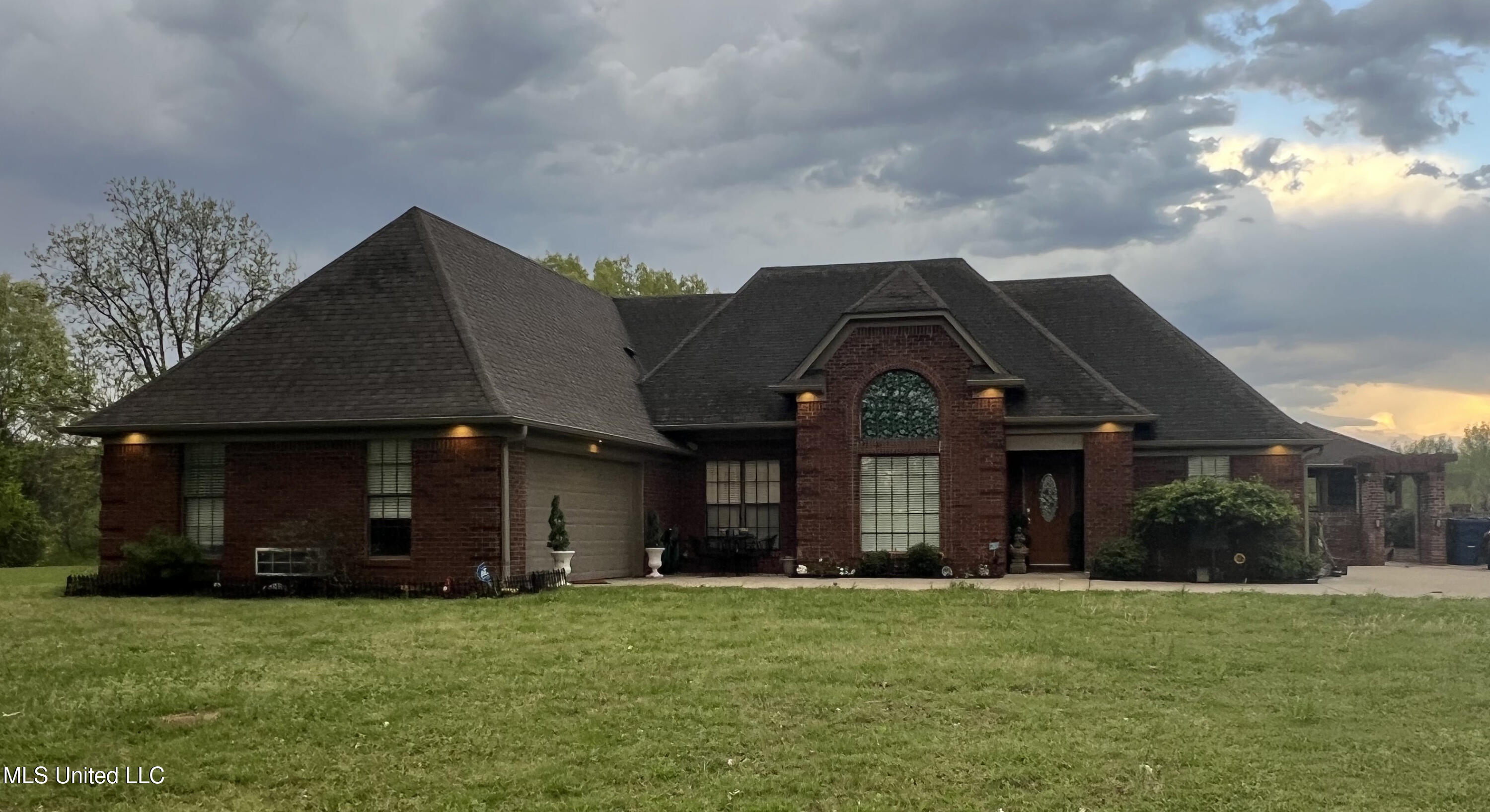 3740 Ms-301 Property Photo 1