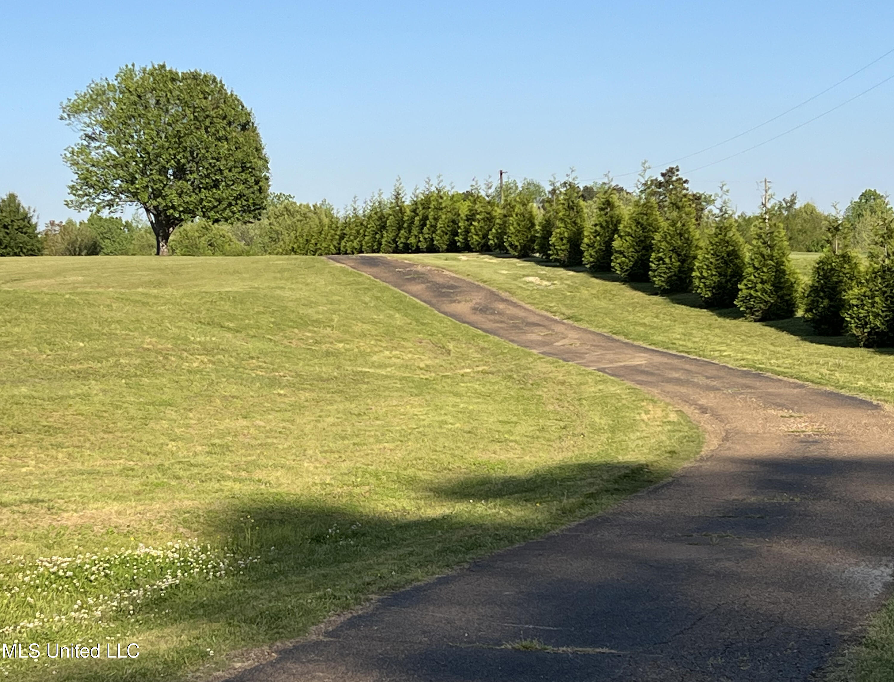 3740 Ms-301 Property Photo 2