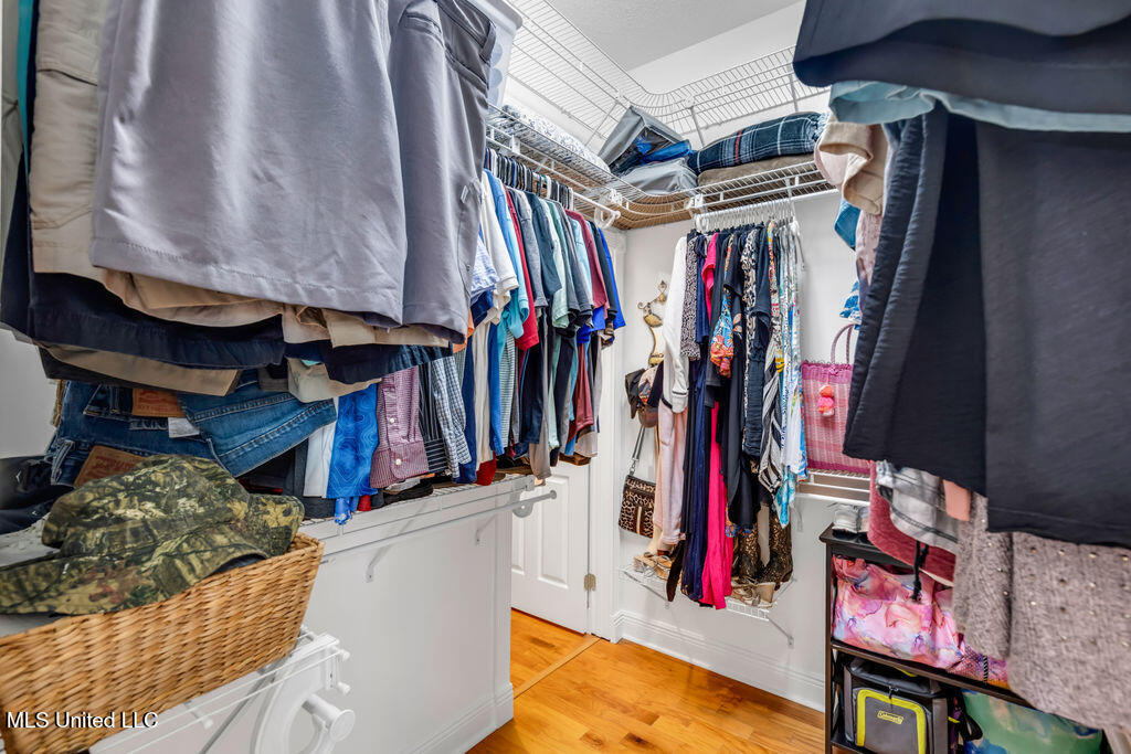 630 Royal Oak Drive Property Photo 26