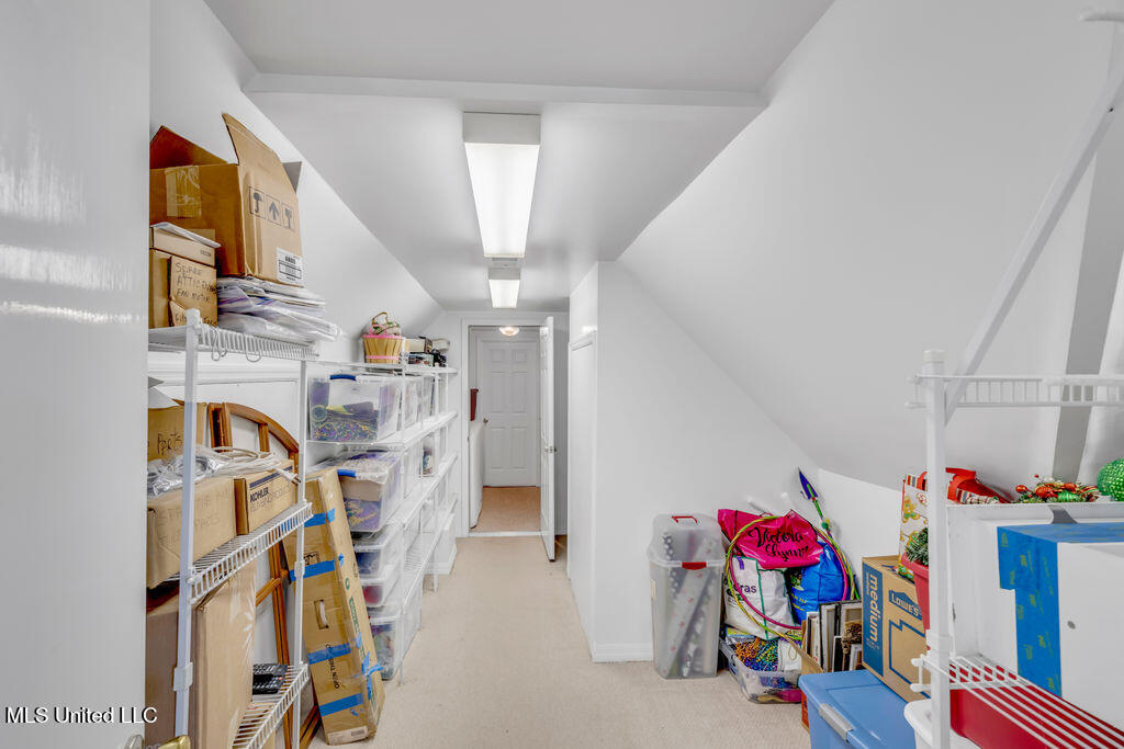 630 Royal Oak Drive Property Photo 37