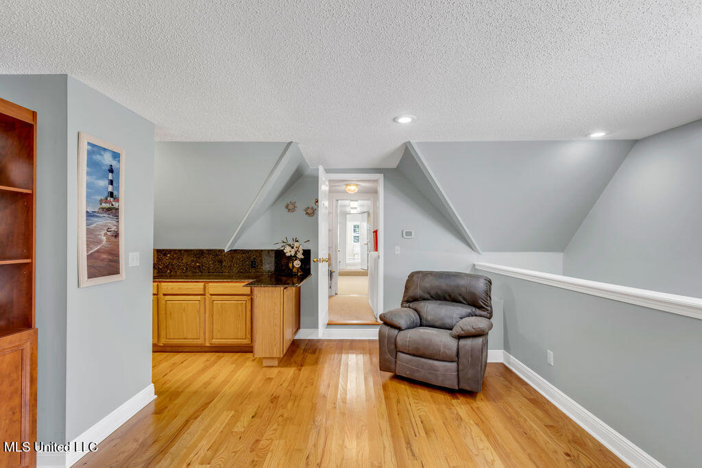 630 Royal Oak Drive Property Photo 39