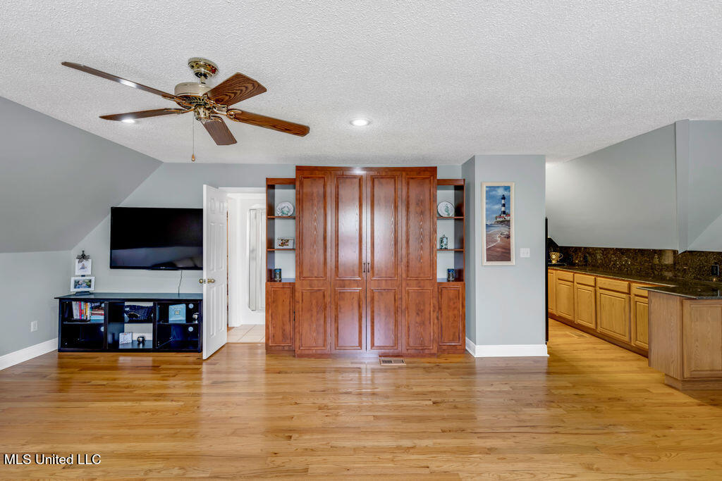 630 Royal Oak Drive Property Photo 41