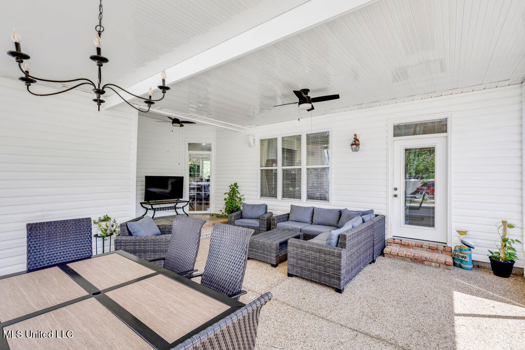 630 Royal Oak Drive Property Photo 51