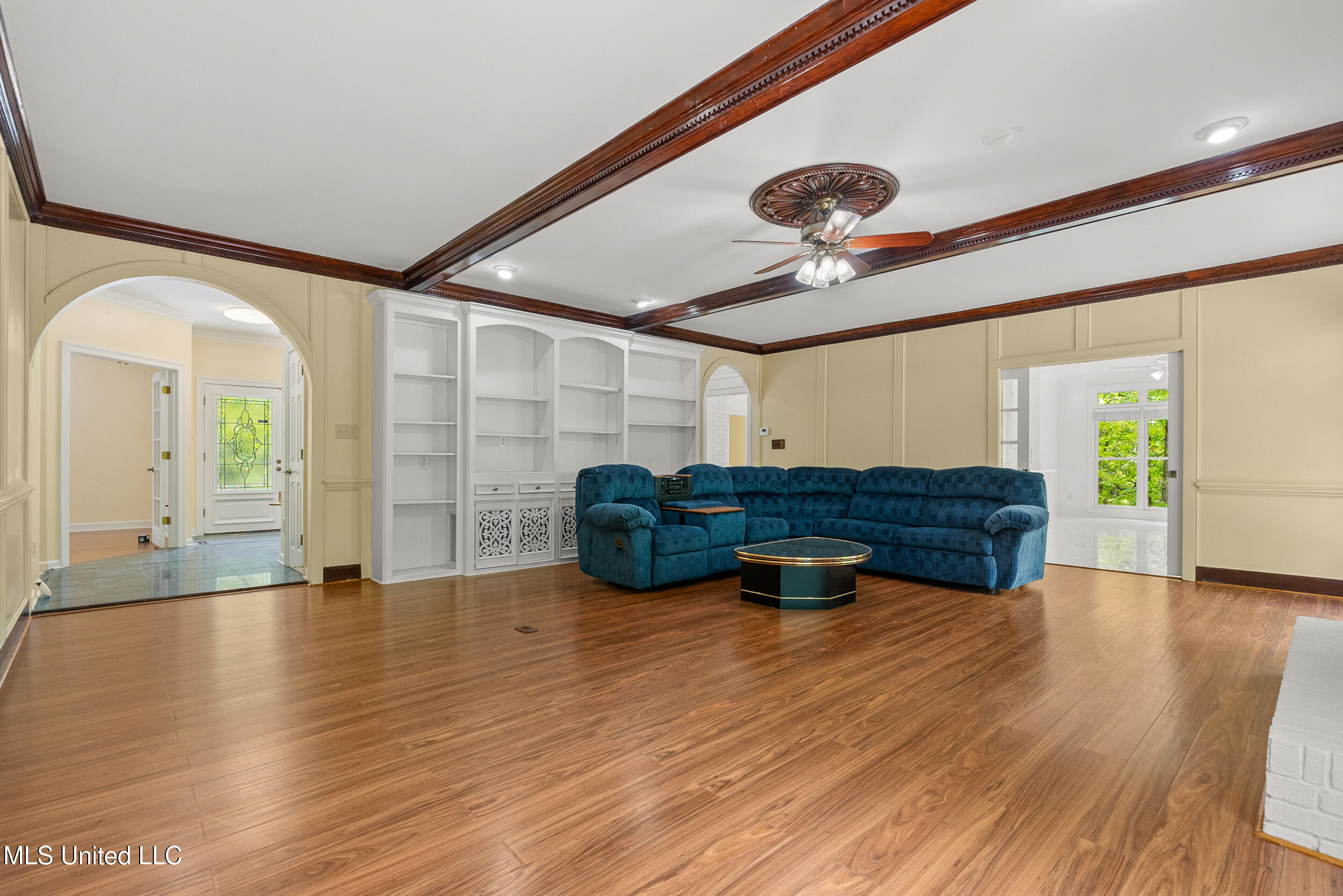 1590 Epping Forest Drive Property Photo 8